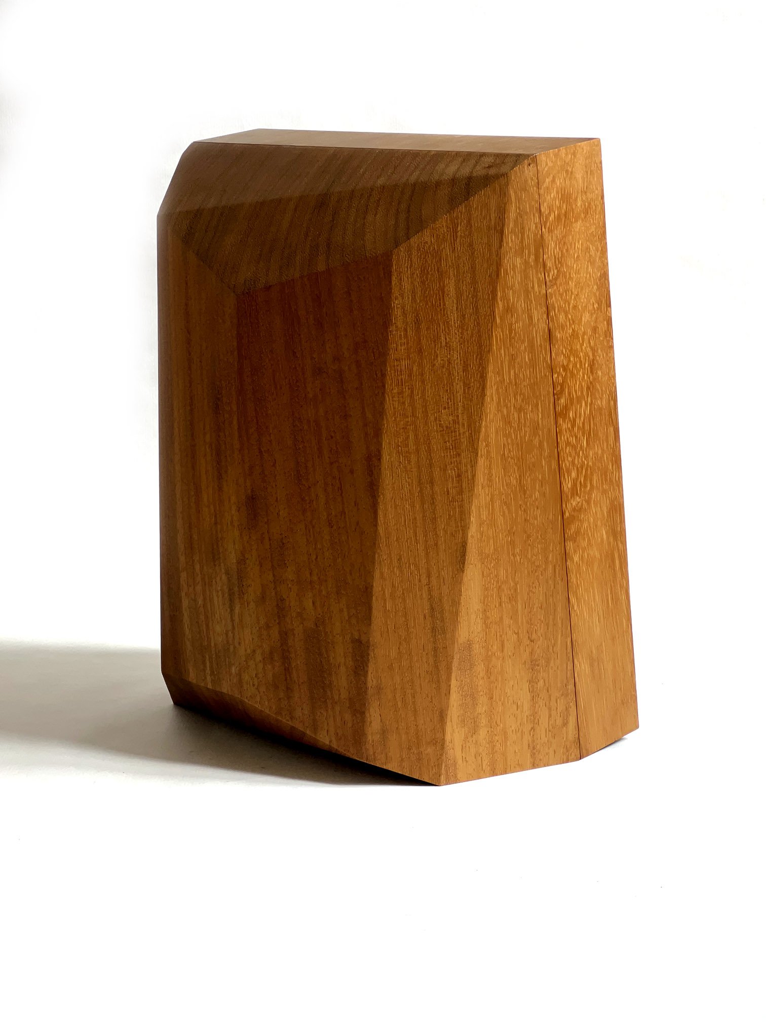 Pedigree_WoodTrunkFrame_08.jpg