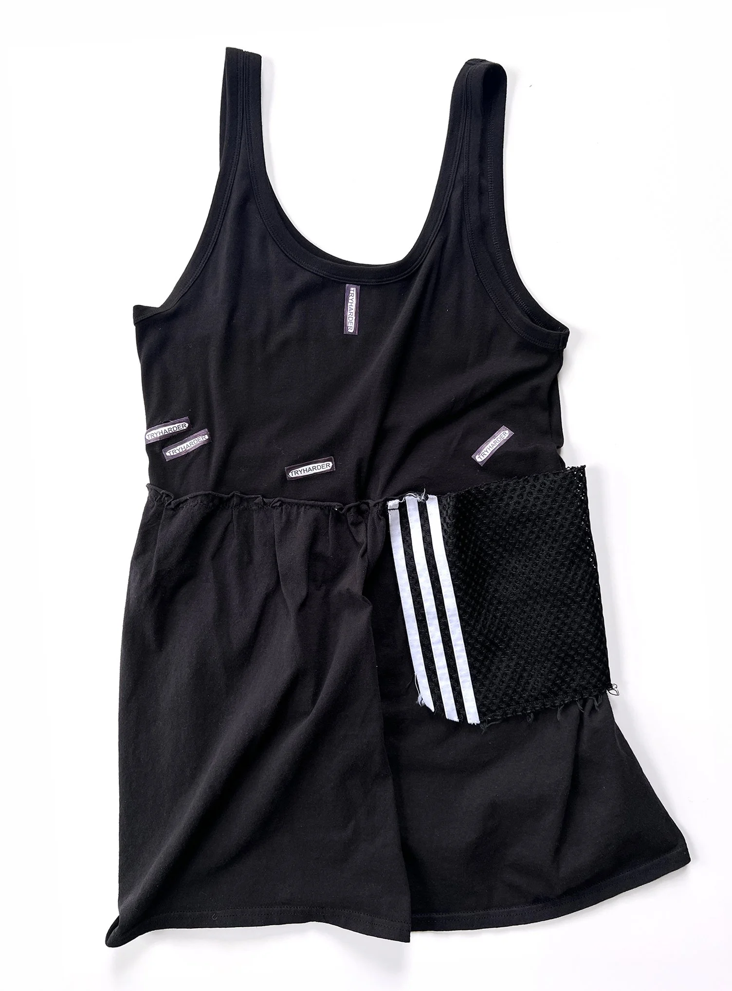 adidasdress.jpg