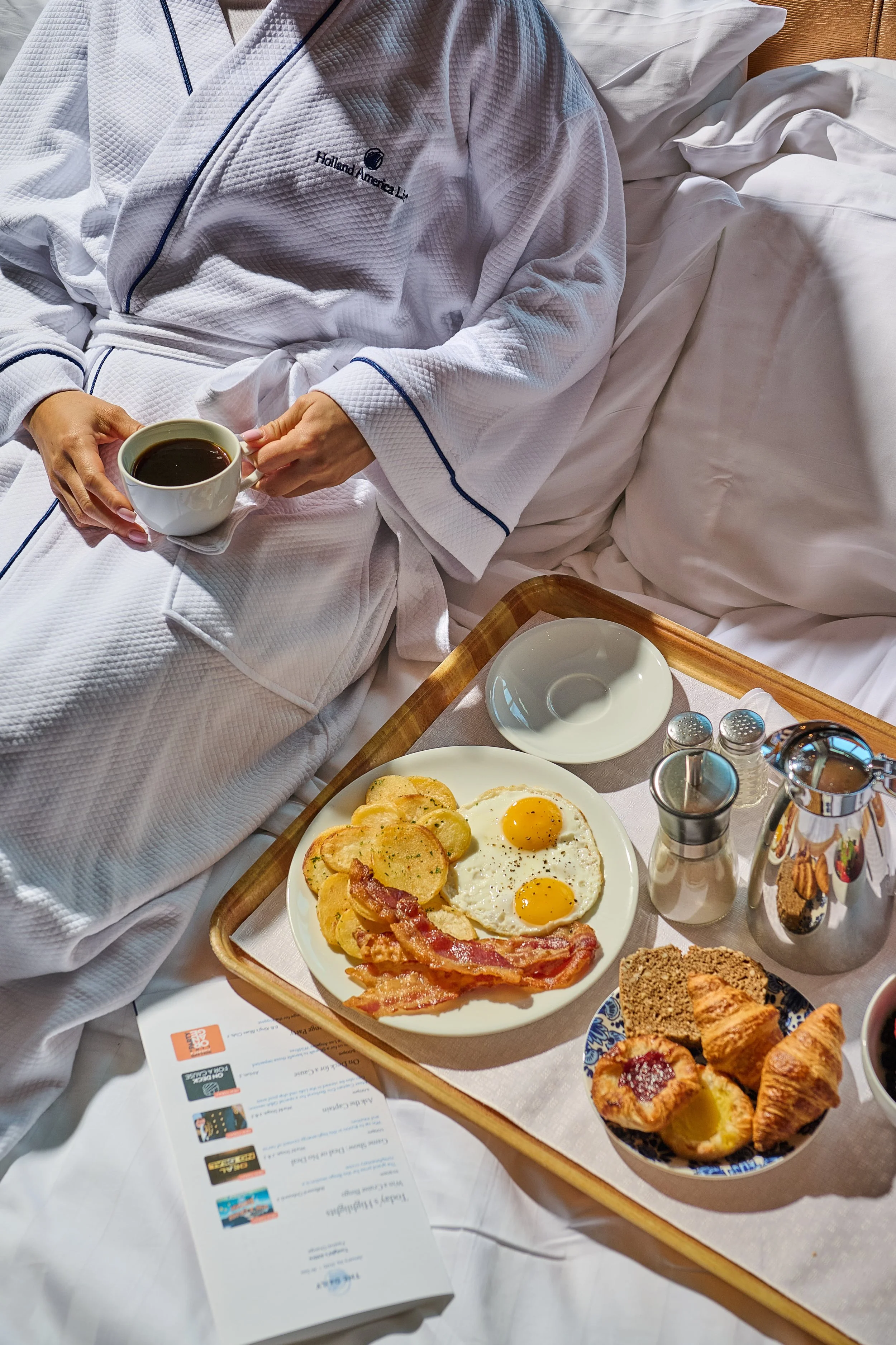 HAL_Flotard_Sal_De_Mer_0124_In_Room_Dining_0098.jpeg