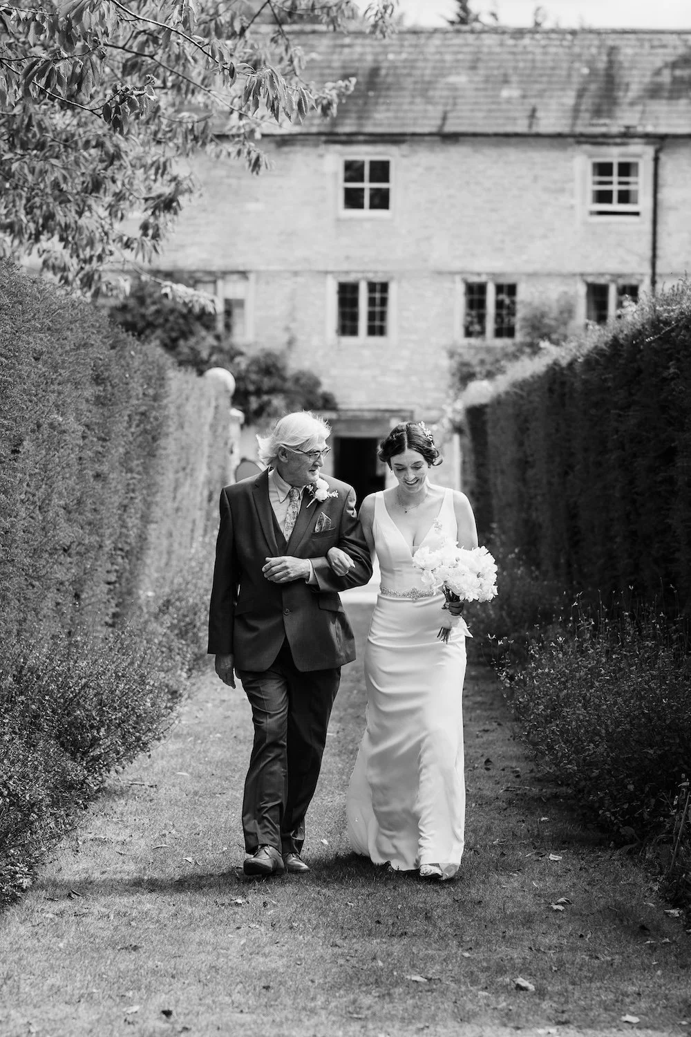 Guyers-House-Wiltshire-Cotswold-Wedding-106.jpg