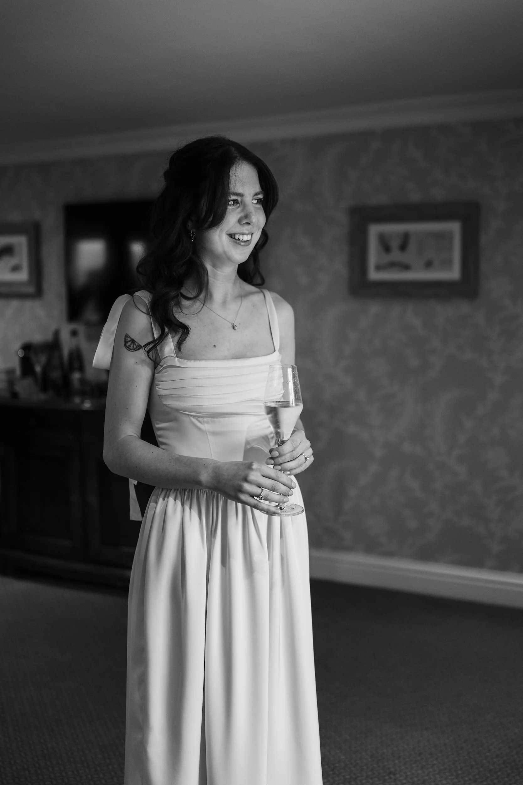 Tewkesbury-Park-Wedding-Bridal-Prep.jpg