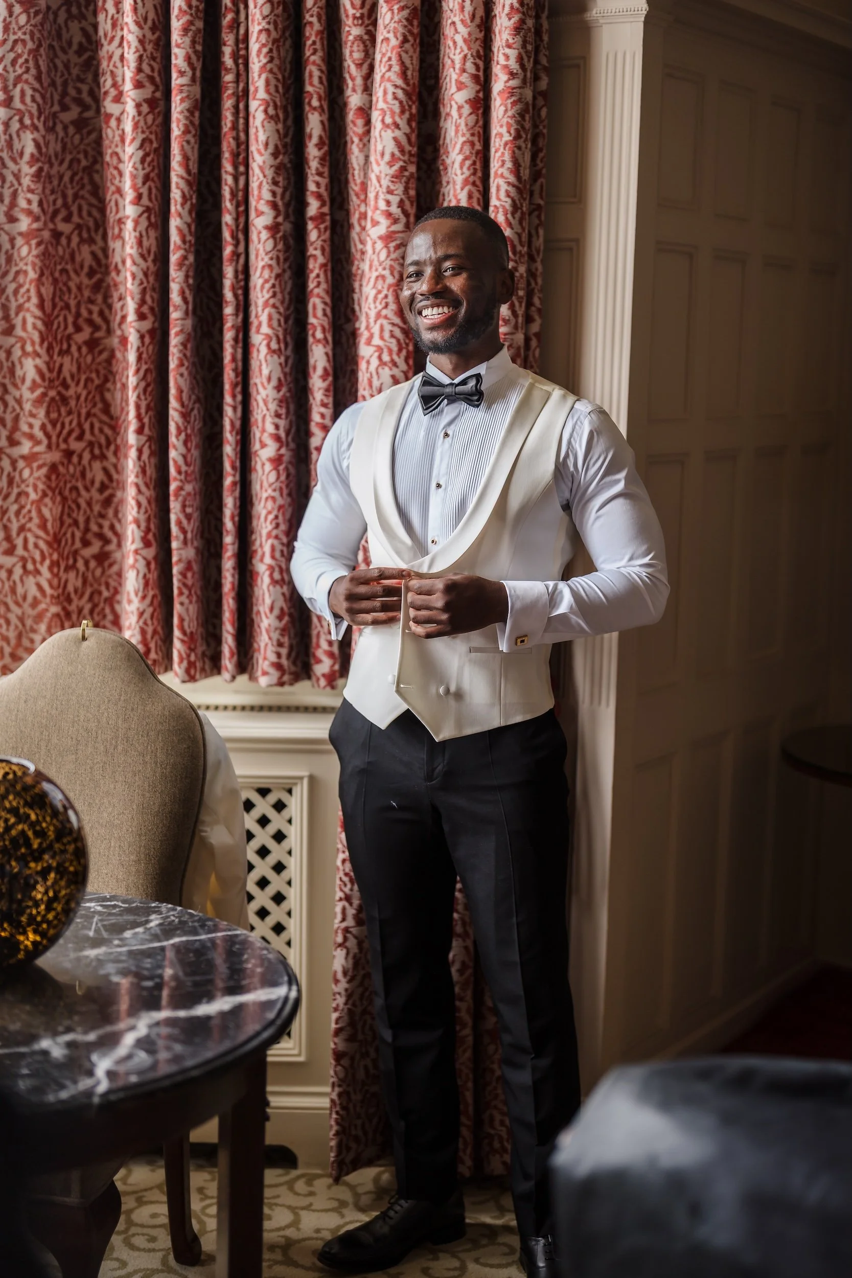 Groom Prep Wedding Day Photography.jpg