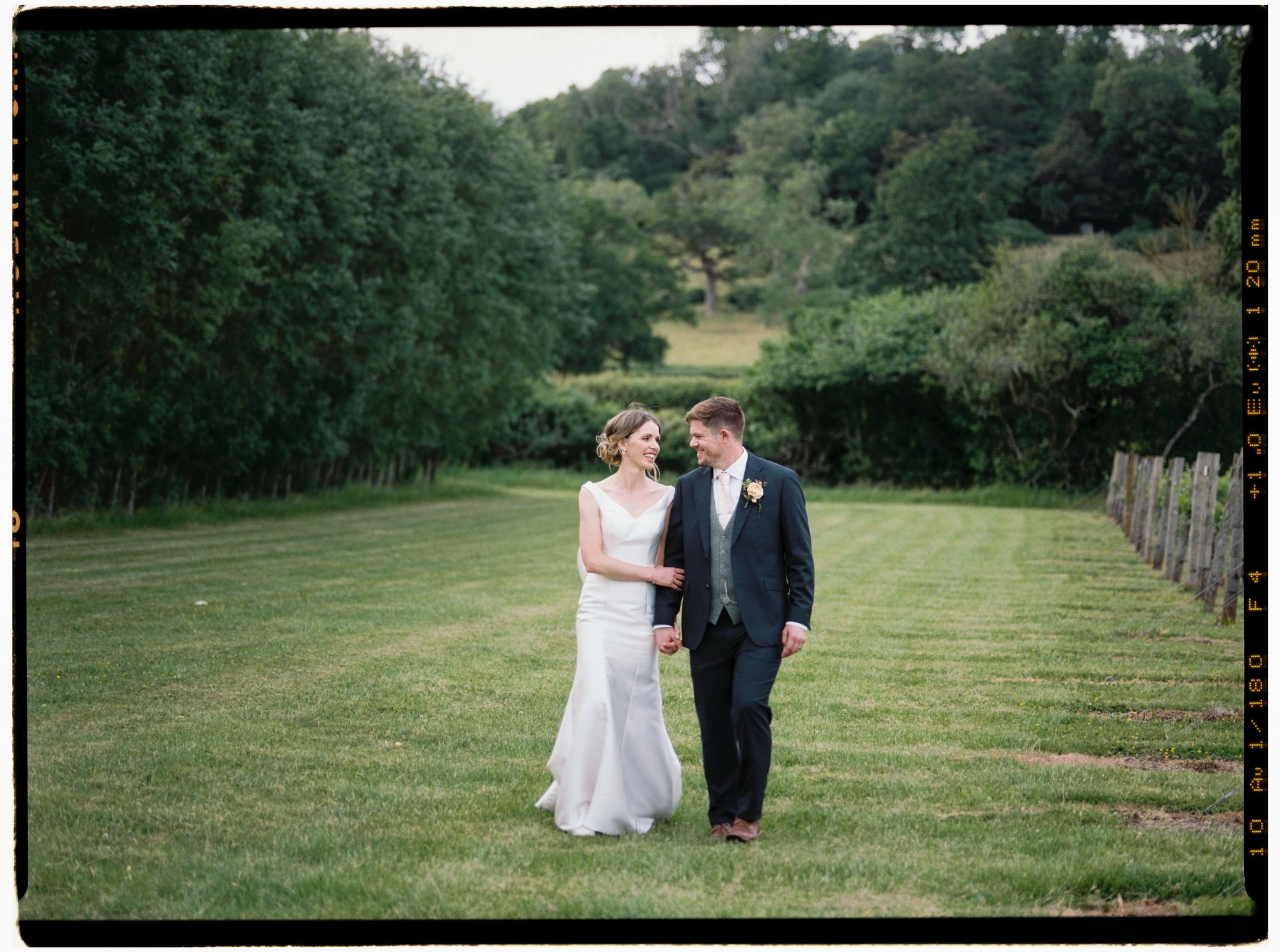 Wedding_Film_Photography_Cotswolds-27.jpg
