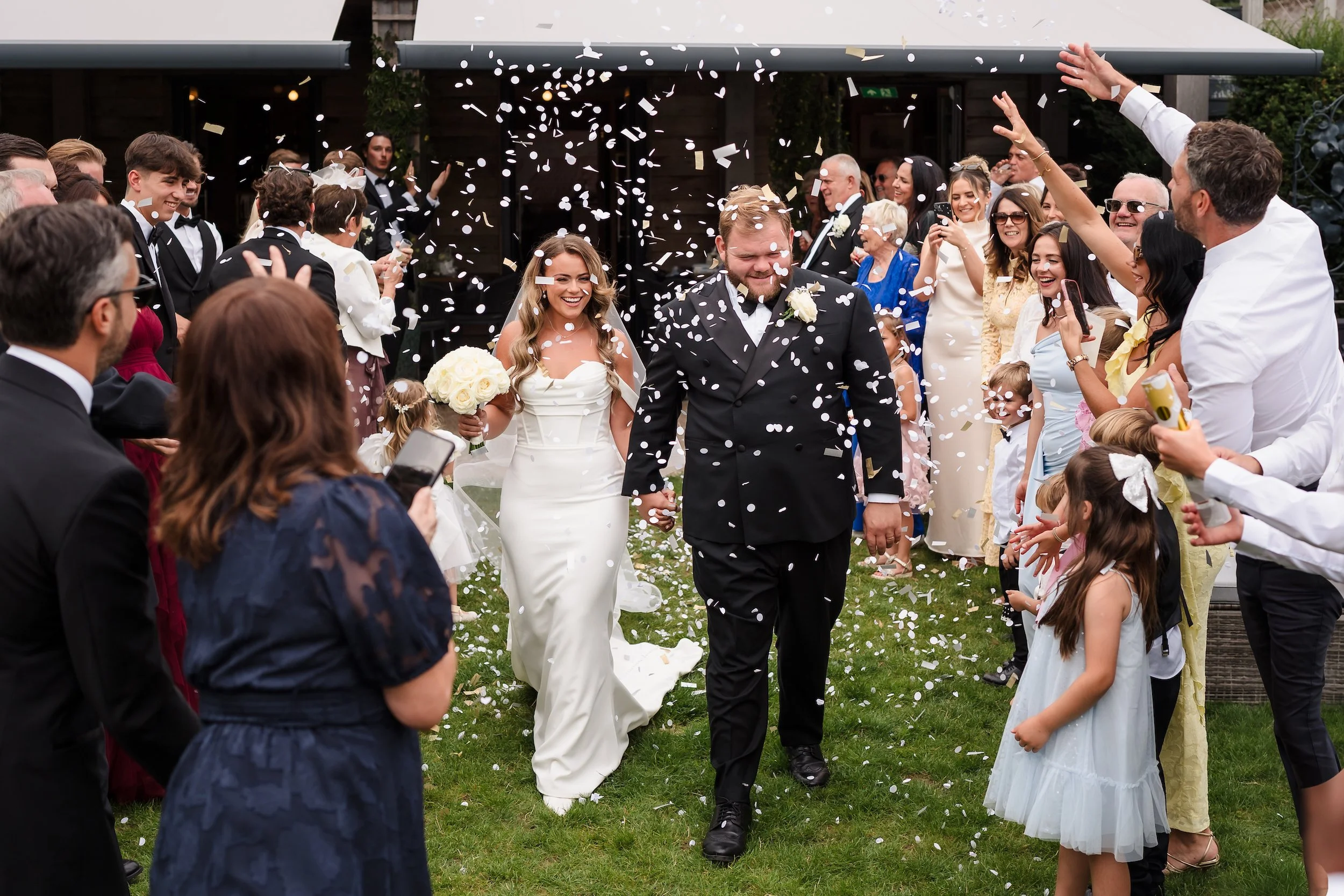 Bride_Groom_Confetti_Squerryes_Court_Wedding_.jpg