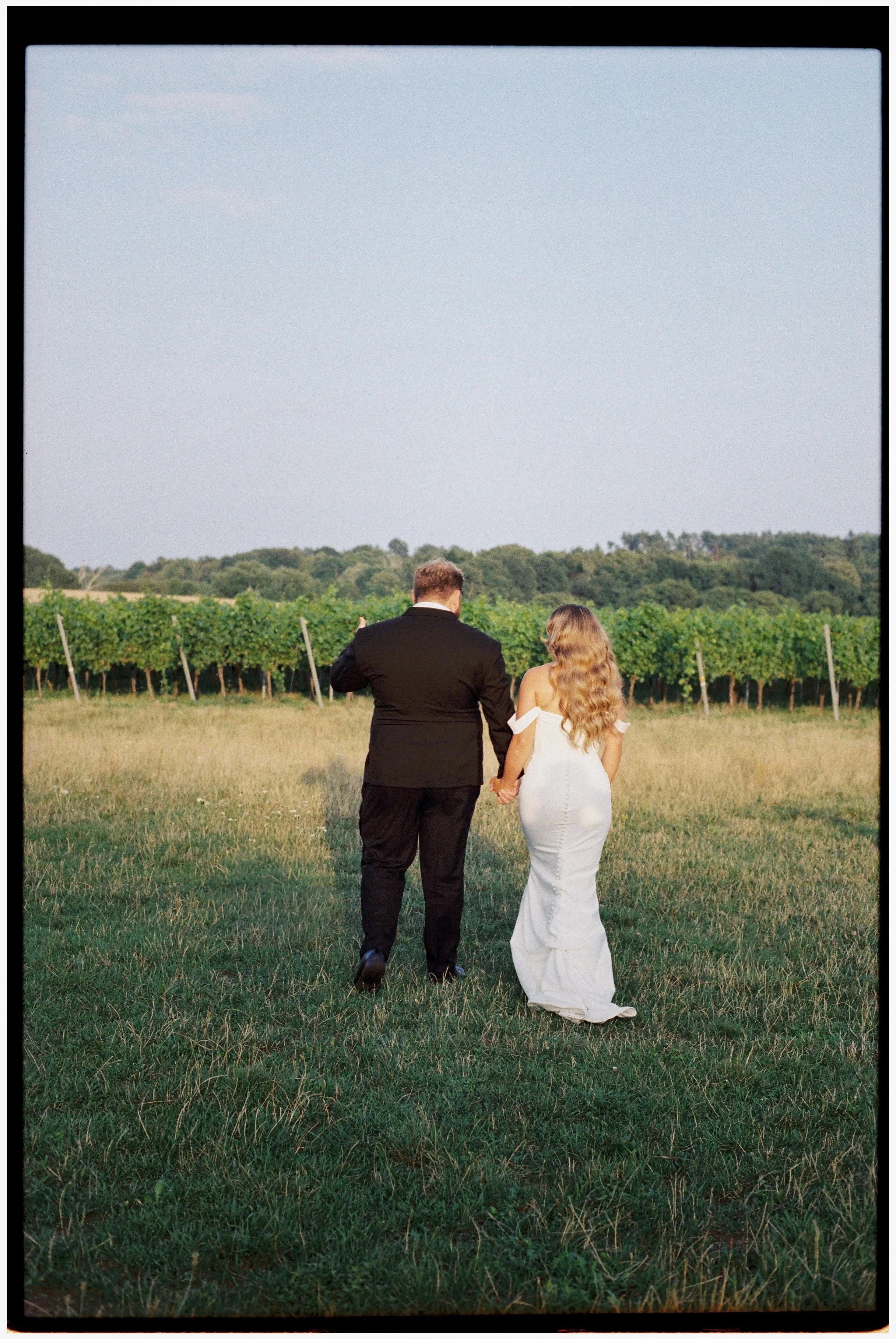 Film_wedding_Photography_Cotswolds-16.jpg