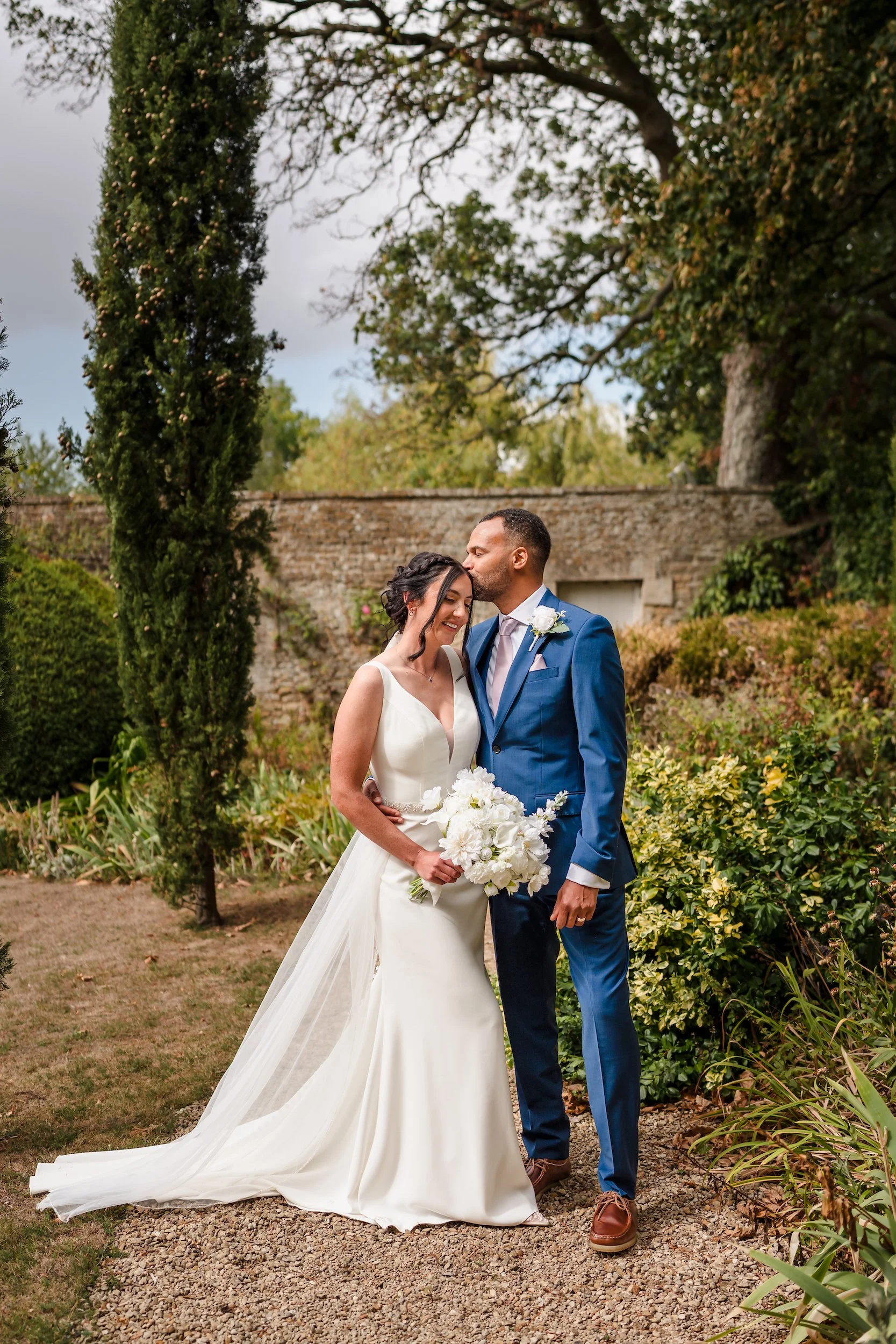 Bride_Groom_Guyers_House_Wedding.jpg