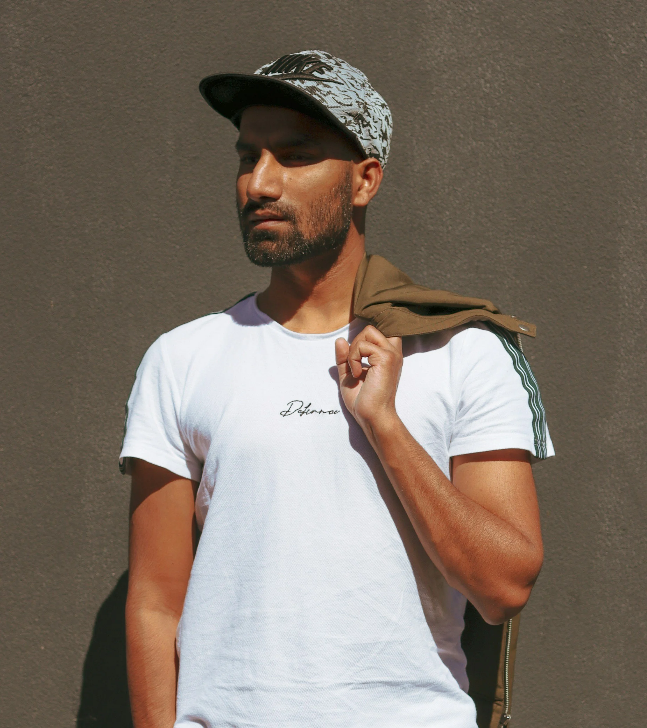 How to Reach SGM Young Adults with Place-Based OOH Advertising