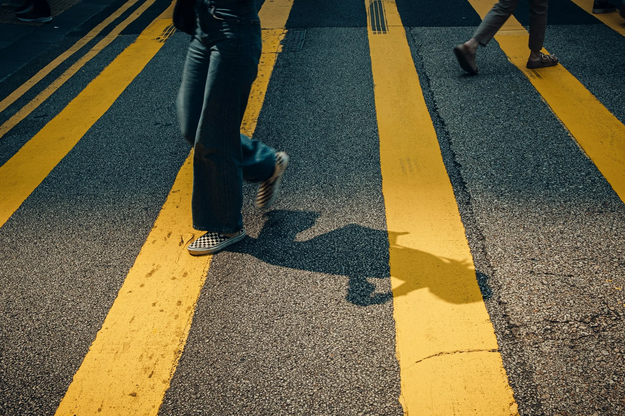 Pedestrian and Work Zone Safety Advertising: Reaching Drivers and Walkers at the Right Moment and Place