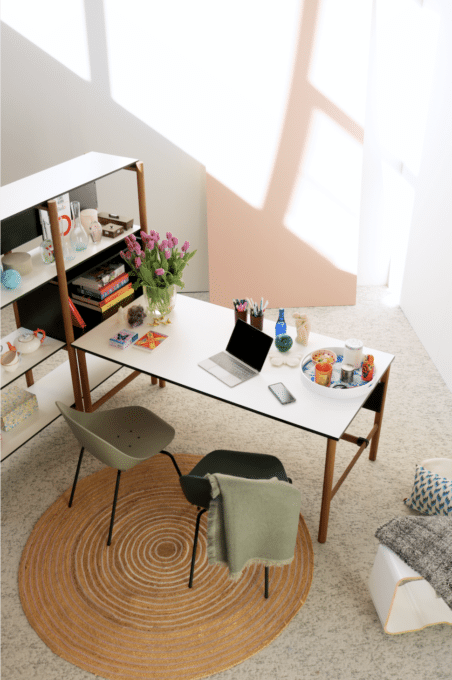 Bulo_Dan_Benches_meeting tables.png