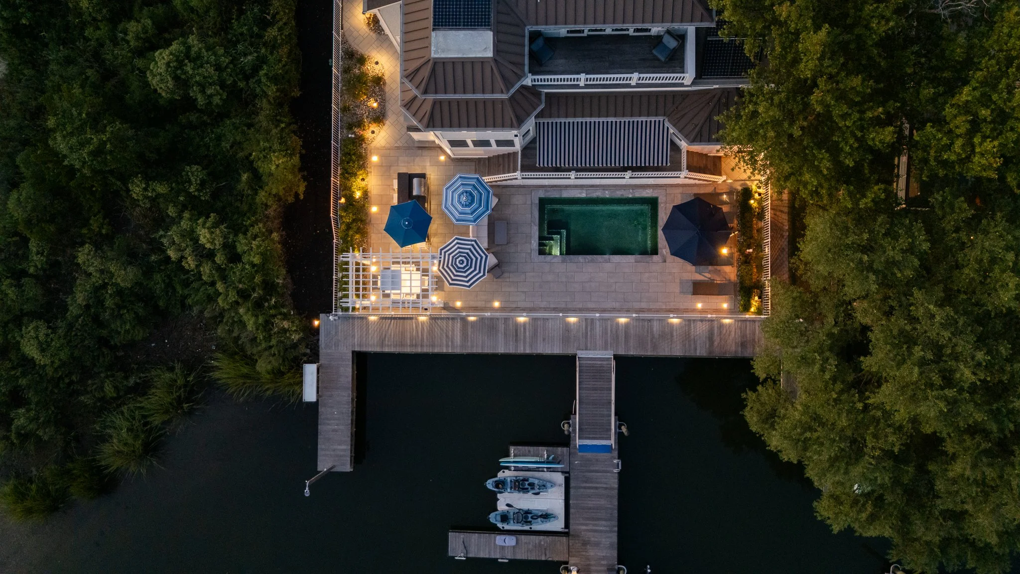 Manasquan, NJ: Gunite Pool, Outdoor Kitchen, Pergola, Paver Patio & Landscaping