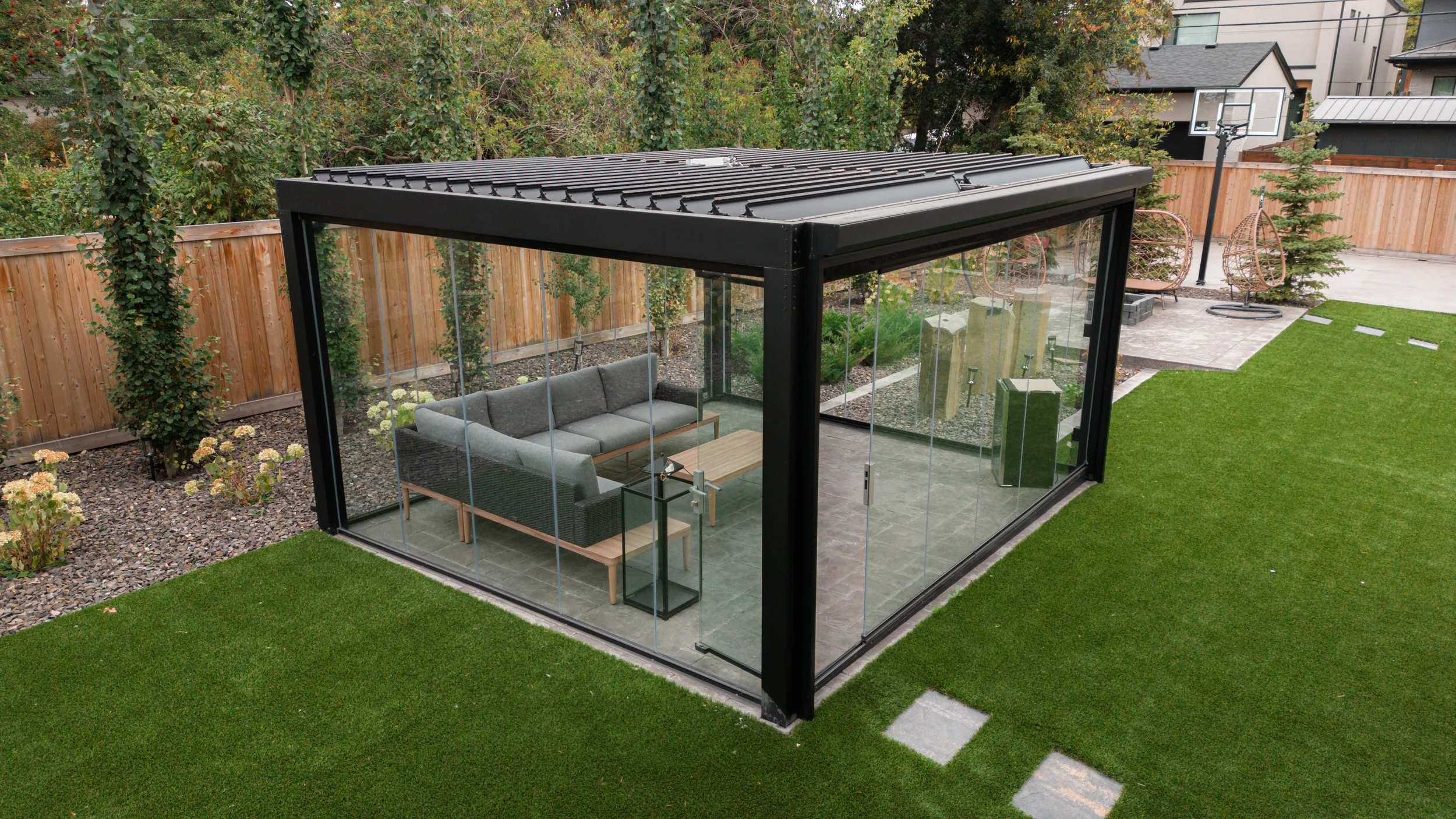 Edmonton - LGR with Louvered Roof (12).jpg