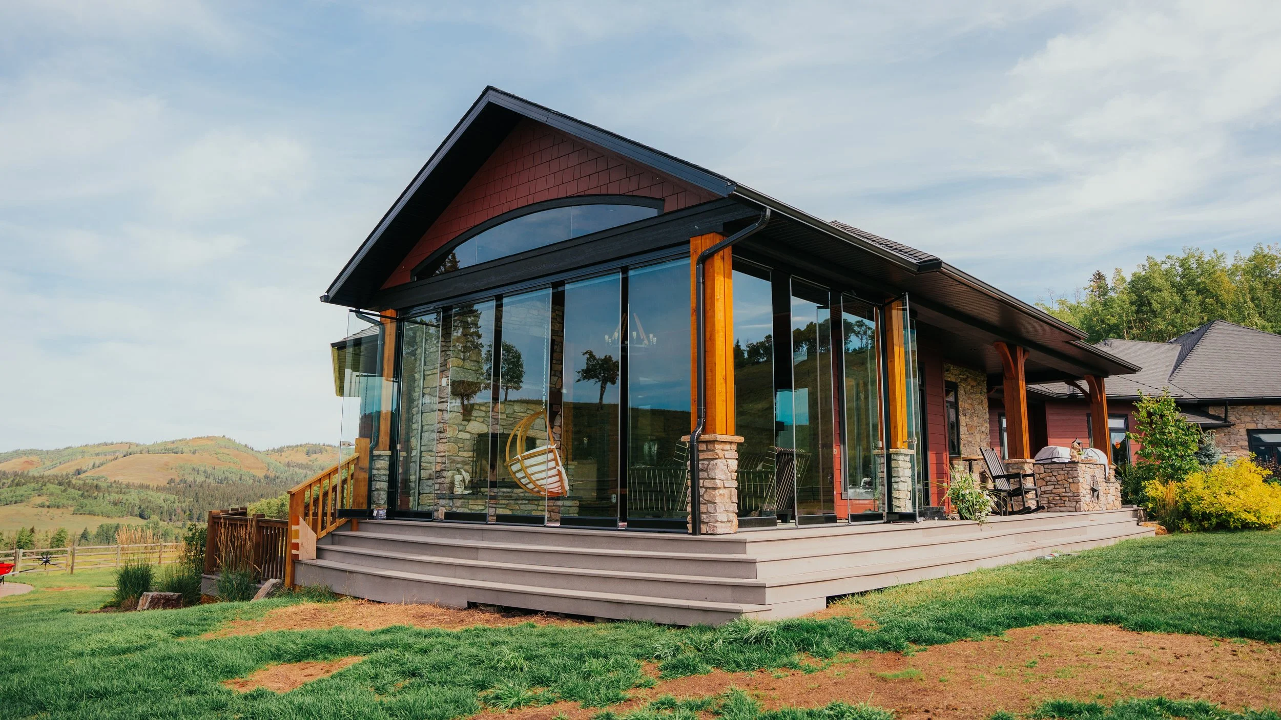 Backyard Patio Glass Walls (81).jpg