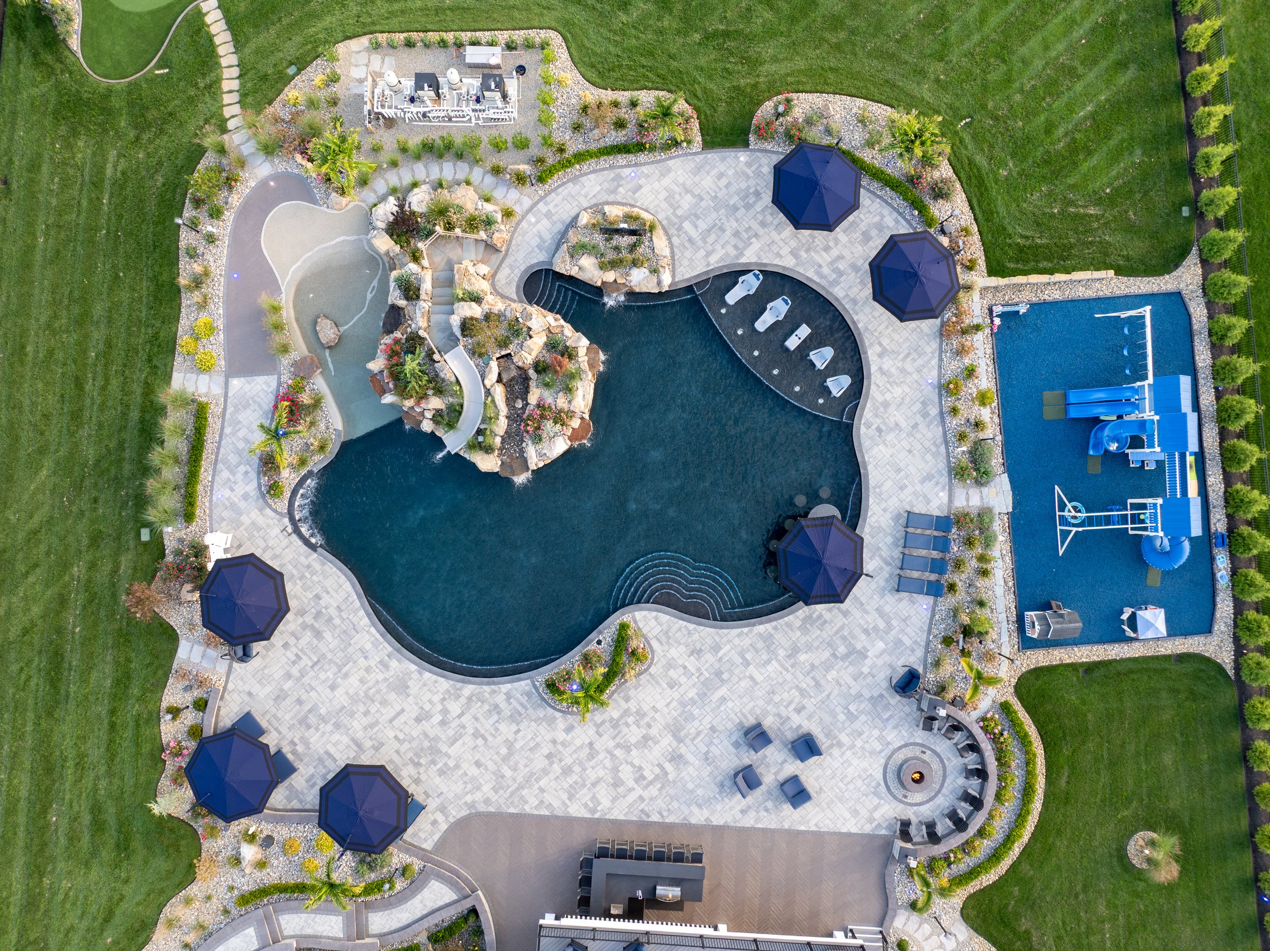 DJI_20250929204549_0718_D.jpg