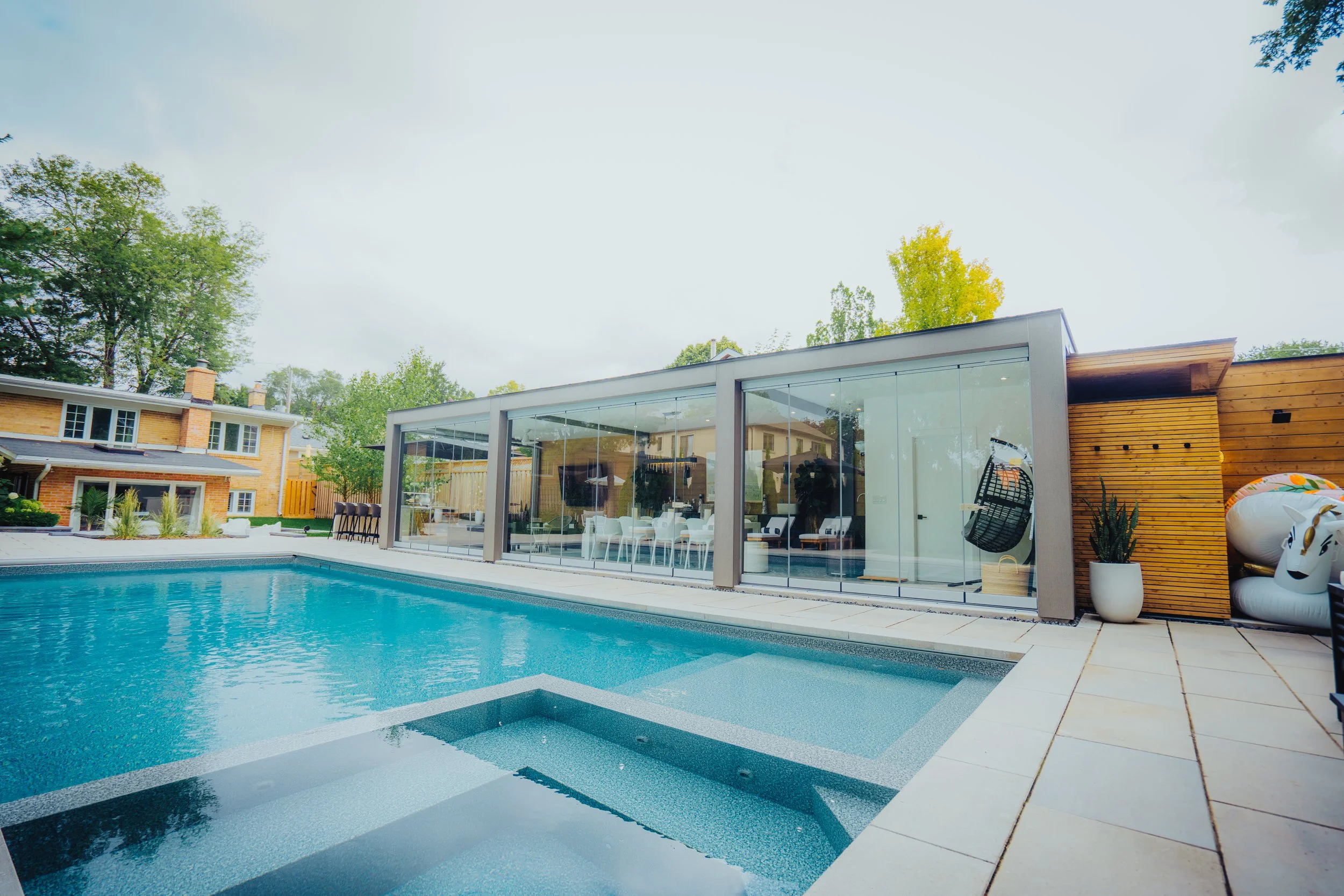 Glass Walls (Pool Canaba + Hot Tubs) (8).jpg