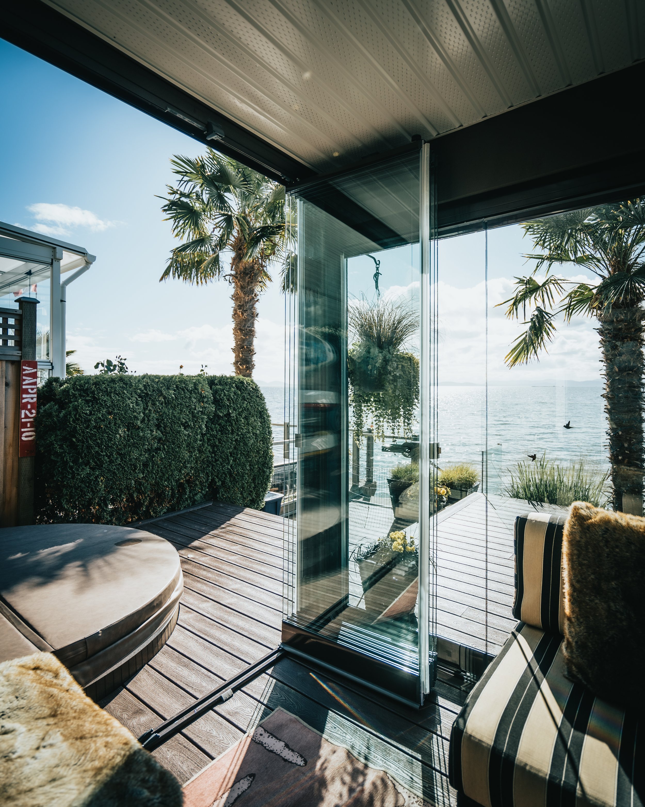 Glass Walls (Pool Canaba + Hot Tubs) (7).jpg