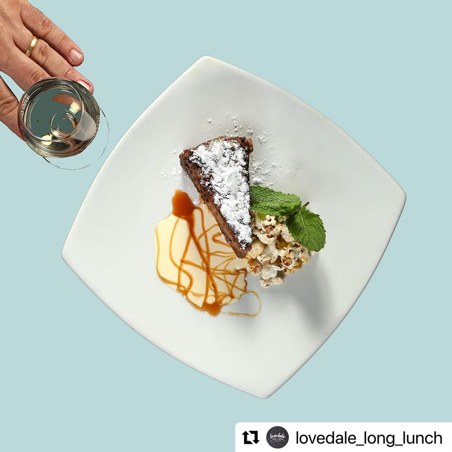 #Repost @lovedale_long_lunch with @use.repost
・・・
Caramel cheesecake with cr&egrave;me anglaise and popcorn for @saltire.estate by Hunter Valley Catering. Dessert matched with Saltire Estate's Moscato - yum, yum, yum 😙 #lovedalelonglunch 

https://w