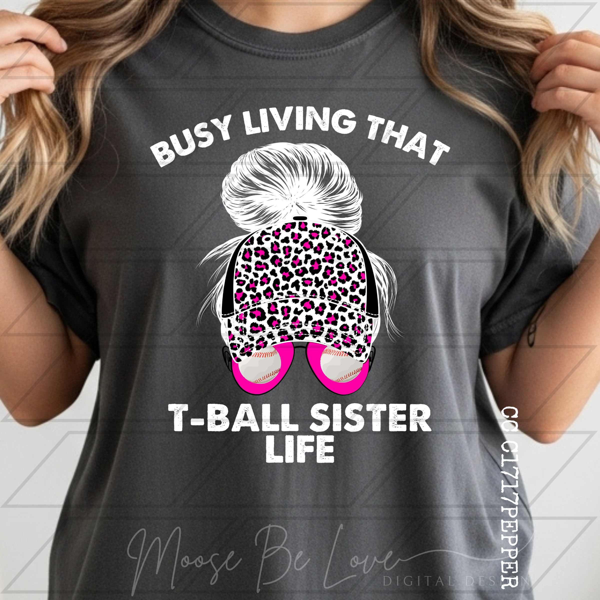 BUSY LIVING THAT T-BALL SISTER LIFE MESSY BUN PINK CHEETAH PNG
