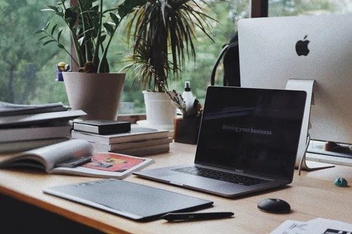 DasFort Media: Behind the Screen