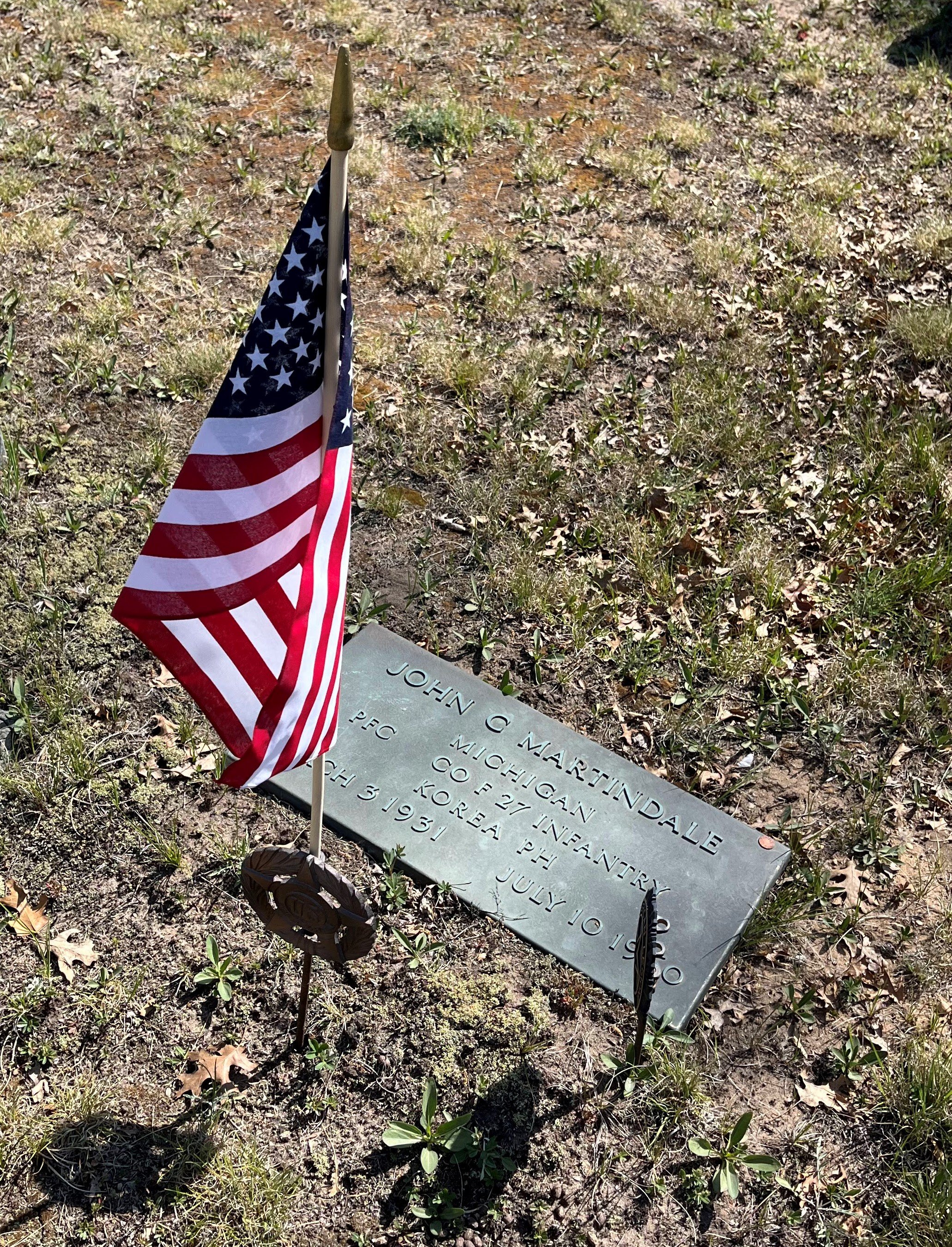grave2.jpg