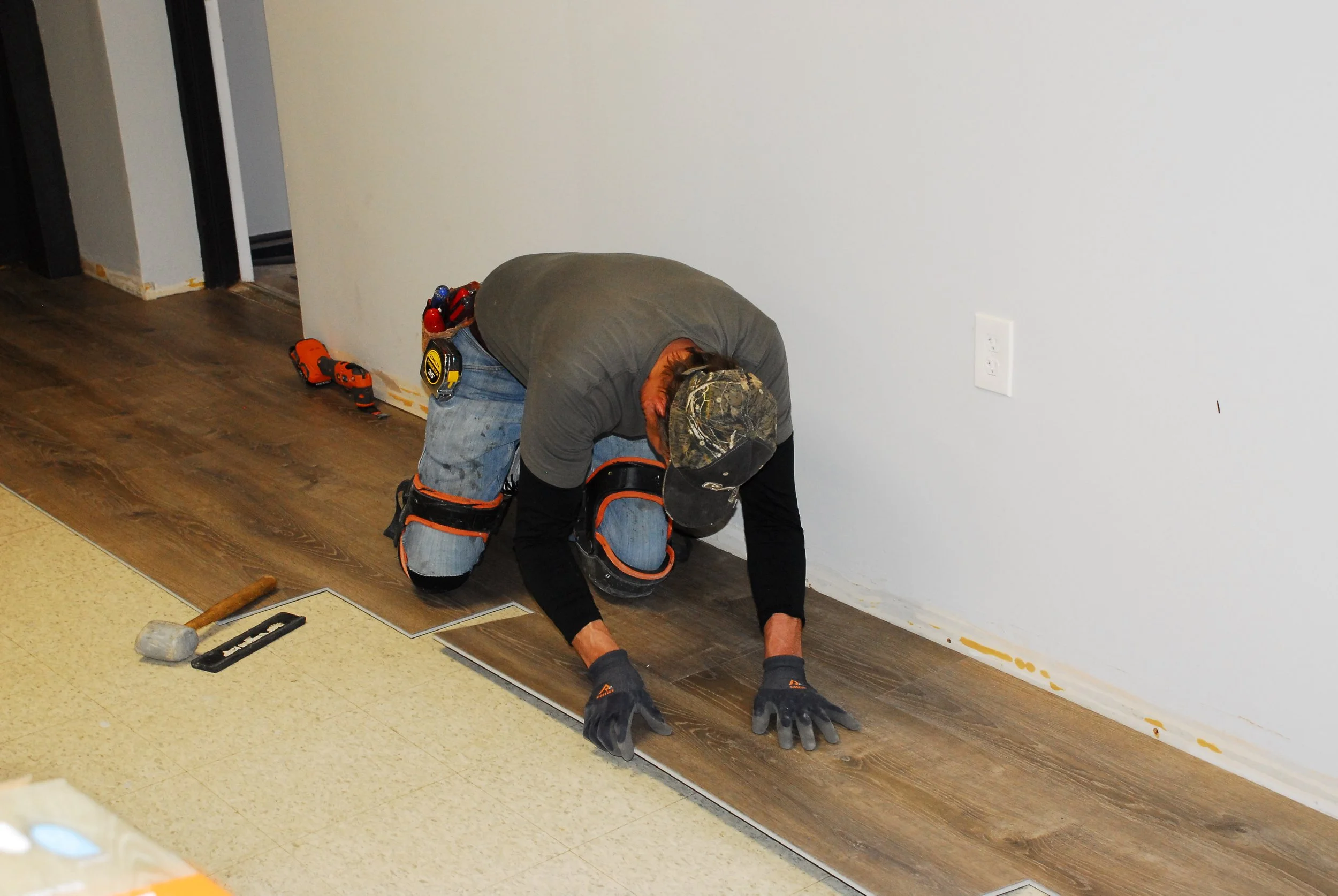 floor tile laying.JPG