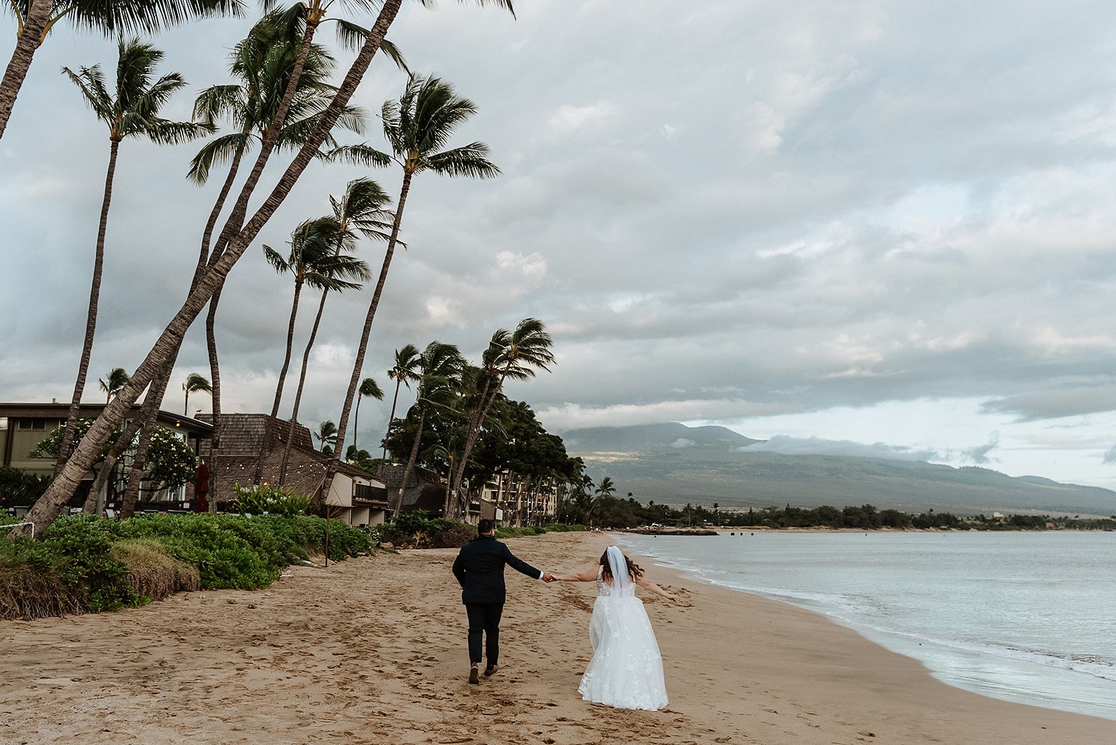 Romantic Beach Wedding at Sugar Beach Events in Maui, Hawaii