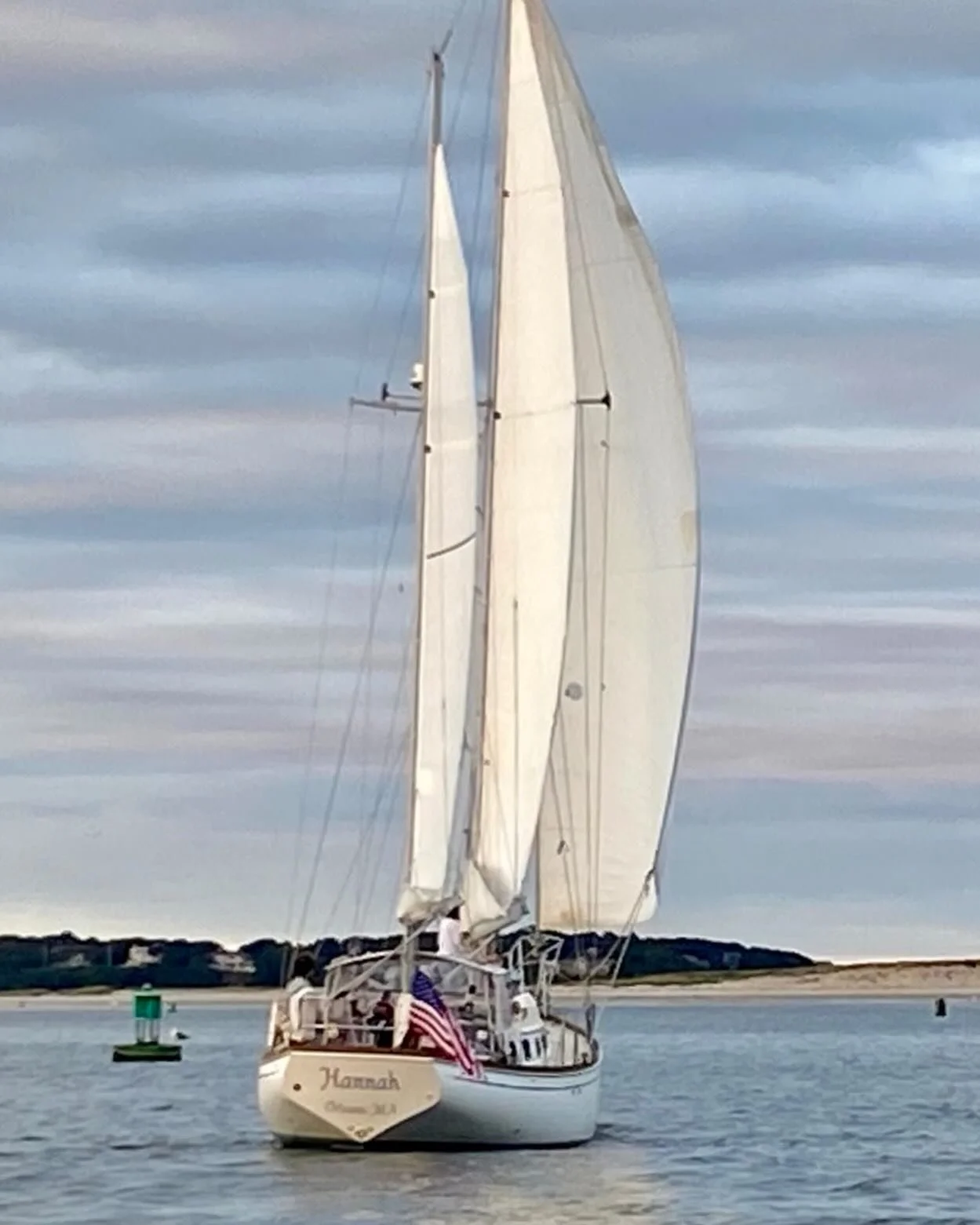 Moms are the wind in the sails. Happy Mothers Day to all the mamas out there, and thank you! 💙

#capesailingcharters
#mothersday
@chathamcapecodma