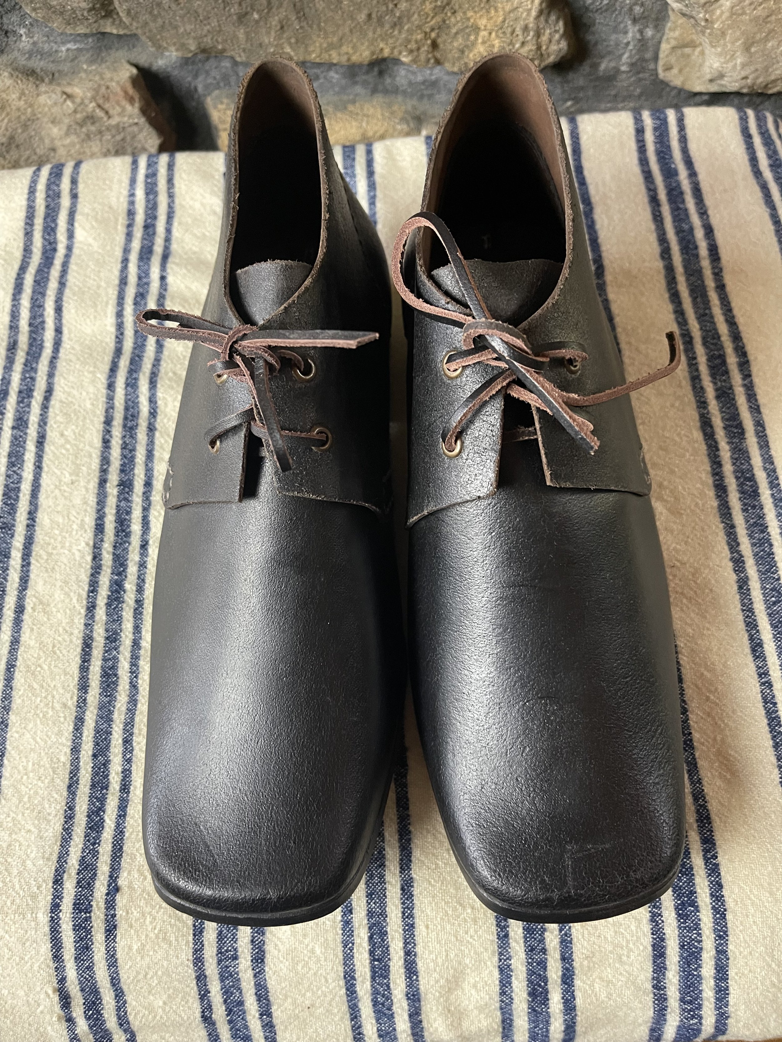 1859MensShoe_3.jpeg