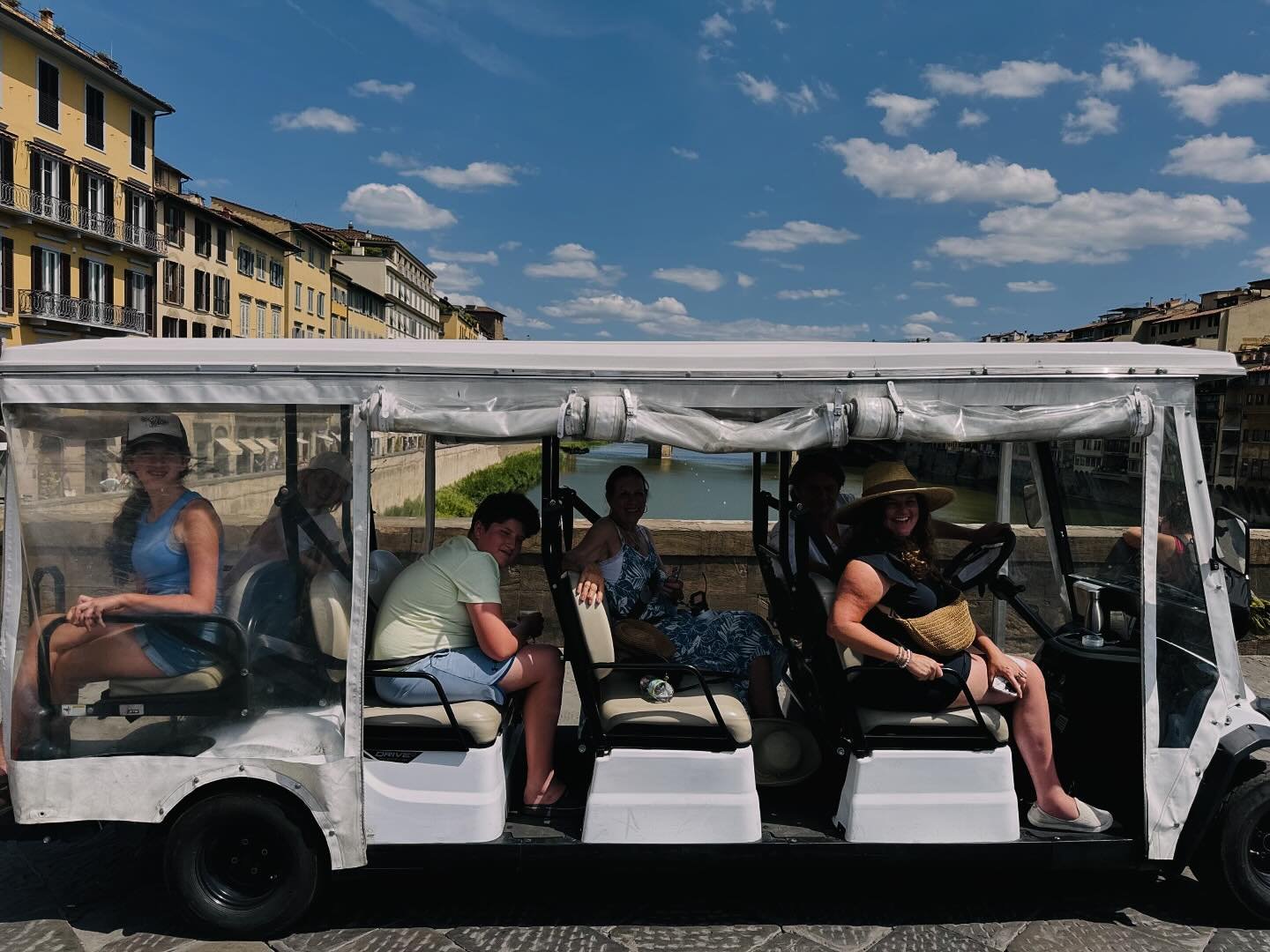 Never a bad idea to get the group a golf cart tour for arrival day.  Bonus points when the driver knows the wine windows and best gelato spots. 🇮🇹

#golfcarts #italianvacation #luxurytravel #familytravel #hellofora