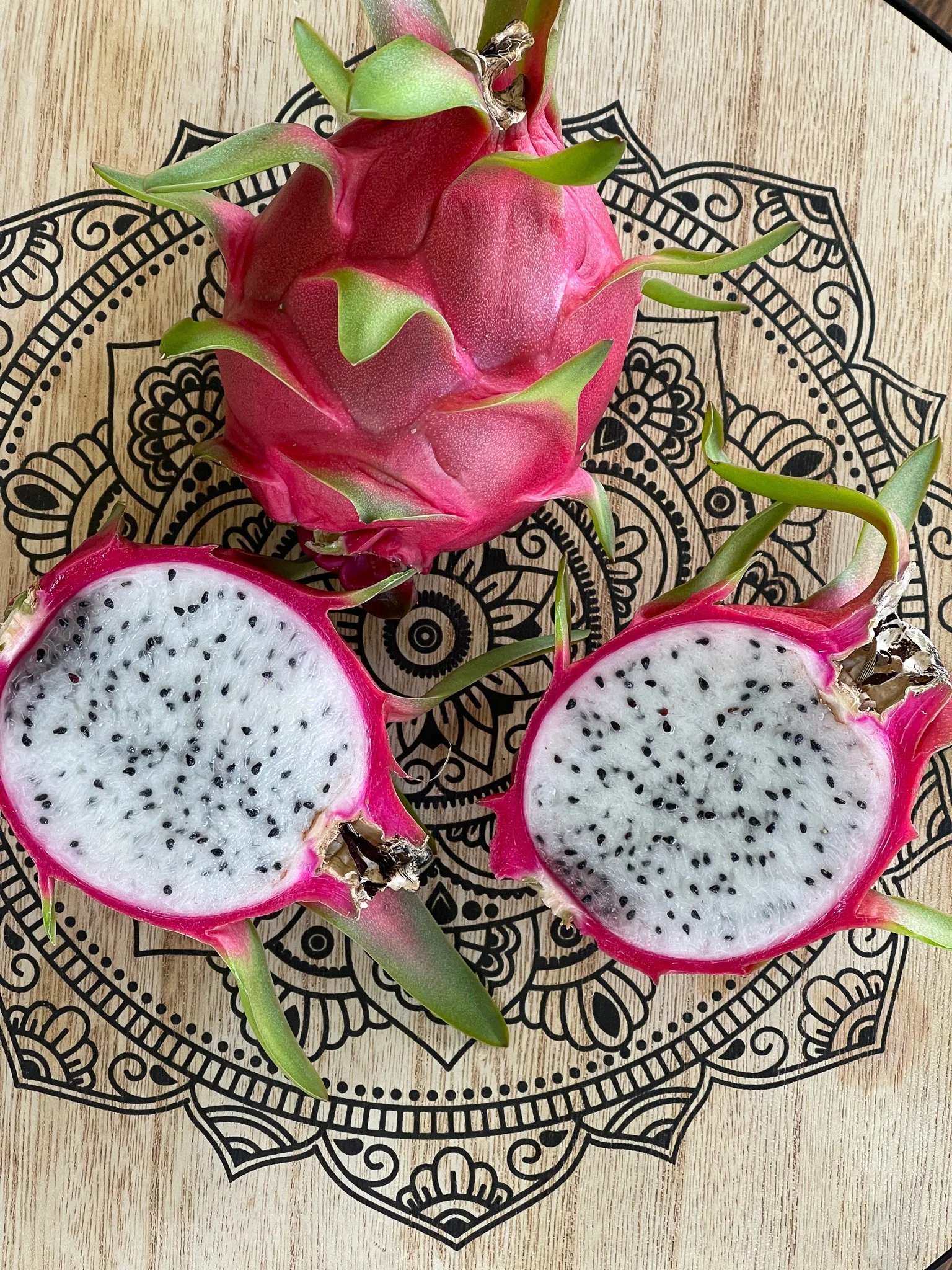 Harvest_Dragonfruit_Cut_in_Half.jpg