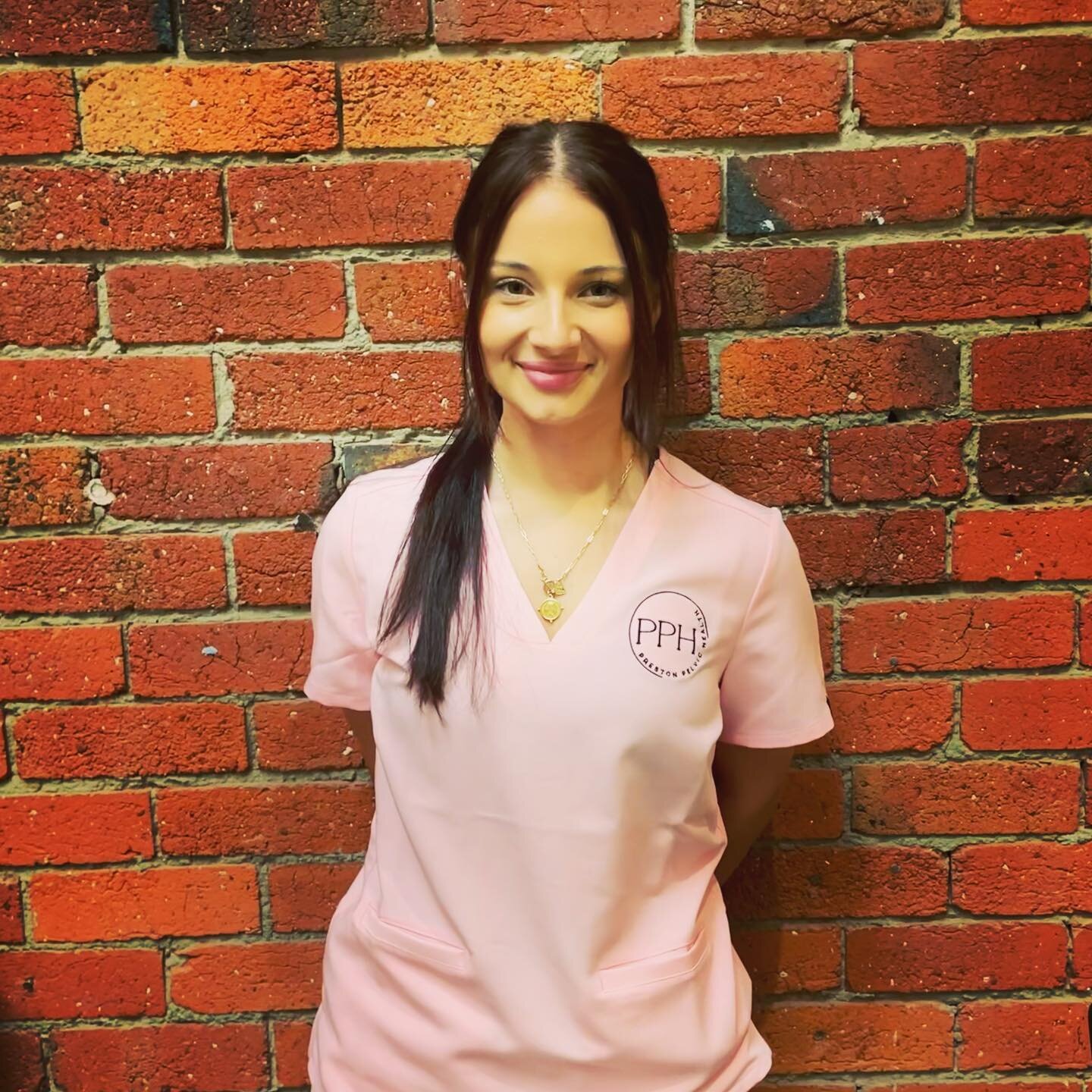 🍓 CELINA DAGLARAS 🍓 

Celina is one of our wonderful pelvic health Physios. She works at both Preston Pelvic &amp; Preston Physio. 

Celina loves to treat all things pregnancy and prolapse, and also has a wealth of experience with treating pregnanc