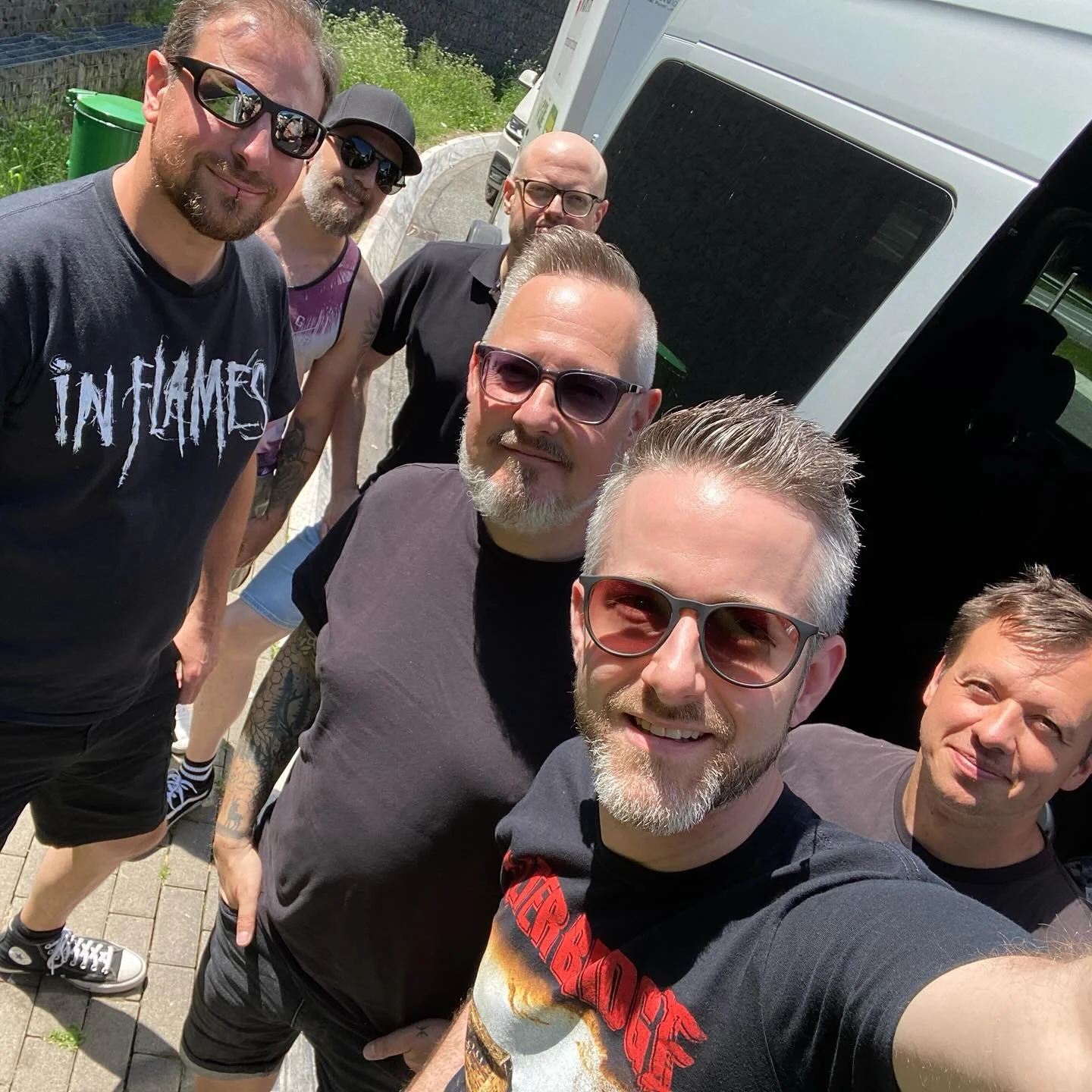 Sunday mood? Wir liefern euch gerne den passenden Soundtrack dazu! 
Klickt in unser neues Album TRAVAILS oder genie&szlig;t es in voller Klangbreite auf CD oder Vinyl (Links in Bio). Und lasst uns wissen, welcher Song des Albums euer &bdquo;favourite