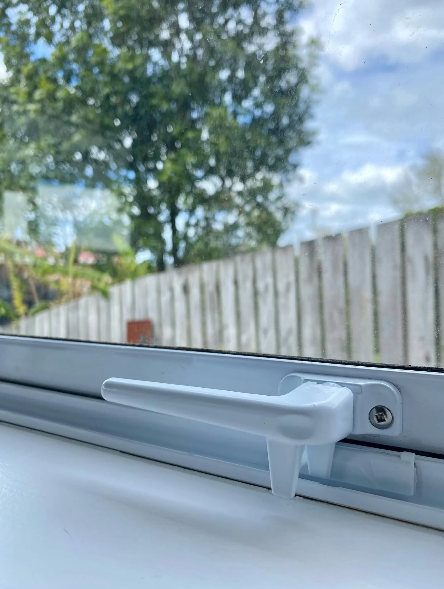 A simple, cost-effective way to modernise and improve your joinery. ✨

These old handles were faded and no longer offered a tight seal. With a modern replacement, this home&rsquo;s joinery has been brought back up to the Healthy Homes Standards. 

#b