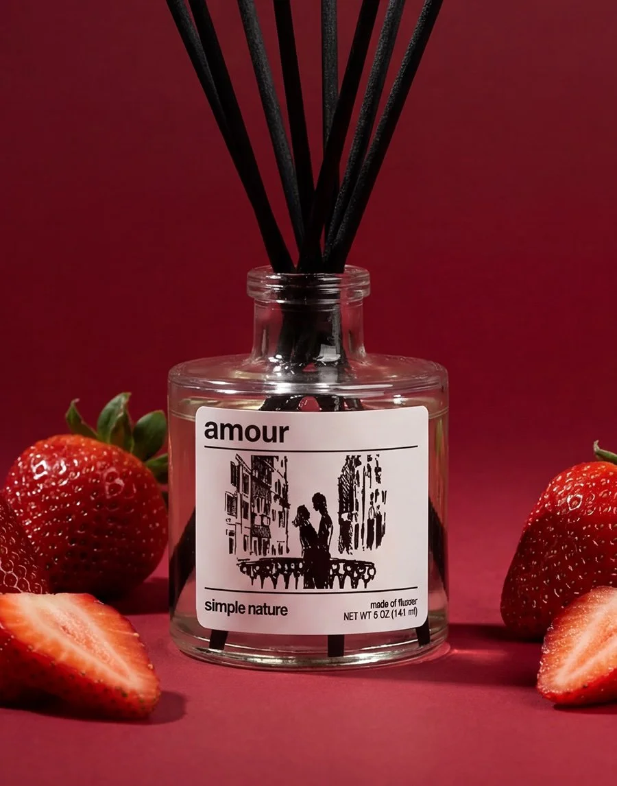 amour-2-Reed-Diffuser-Zoom-Simple-Nature-long-lasting-fragrance-essential-oils-safe-non-toxic-travel-theme-destination-vacation-strawberry-cream.jpeg