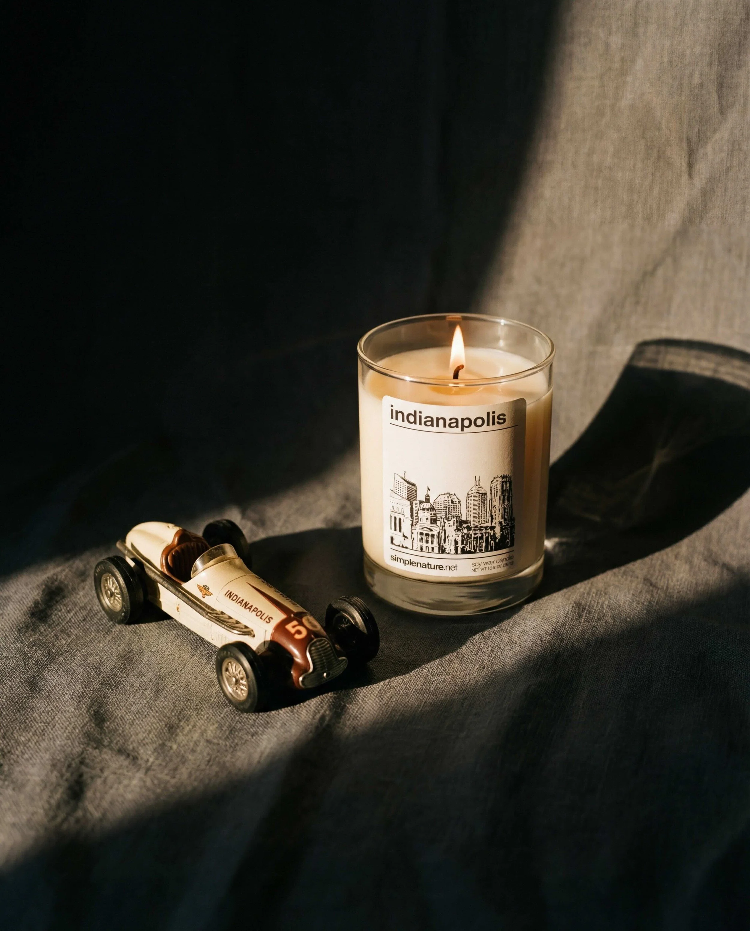 Indianapolis-Soy-Wax-Candle-Travel-Theme-Home-Decor-Long-Lasting-Safe-Fragrance-Masculine-Oakmoss-Amber.jpeg