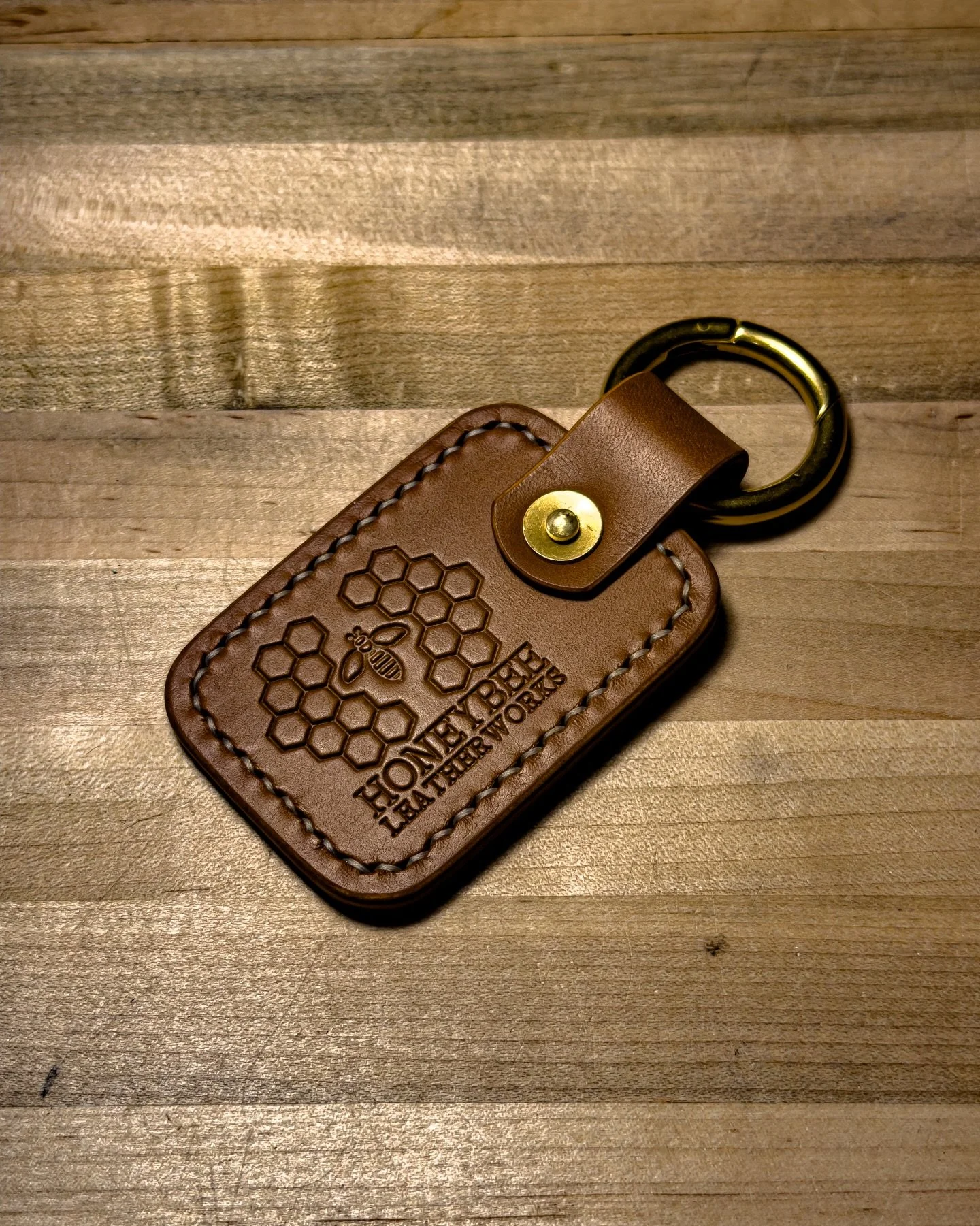 ||BAG TAG||
&bull;
Honeybee Leatherworks Bag Tag V.1.
~ Conceria La Perla Azzurra - Dakota, Tramonto.
~ Saddle Stitching - Vinymo Thread, Cream.
~ Solid Brass Hardware.
~ Multistage Edge Burnishing Process.
&bull;
&bull;
&bull;
&bull;
&bull;
&bull;
#