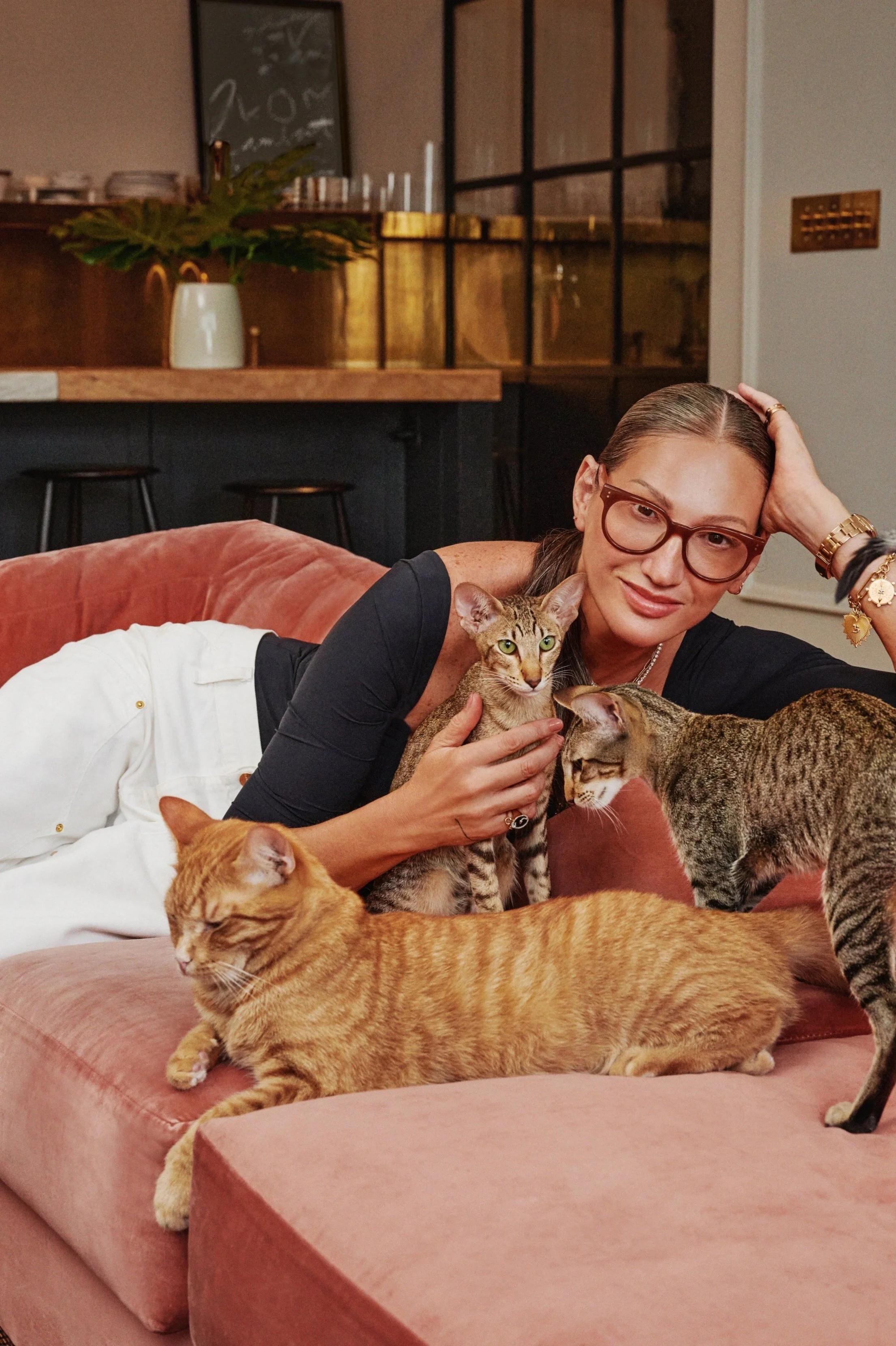 24A130CB 05E FAN_SHOT_04_083_RD2.jpg