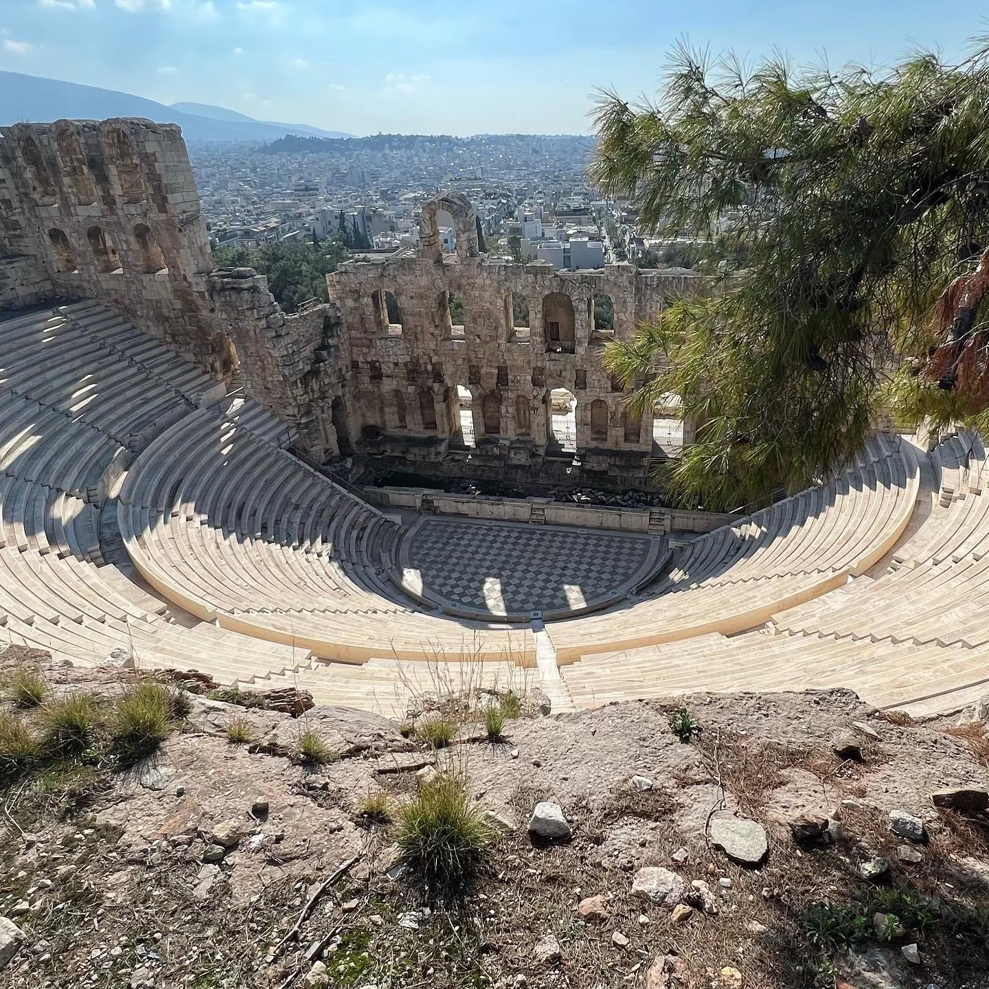 Back in 2022 we got our first taste of Greece when we visited Athens so @irisheyes1982 could take part in the Athens Marathon (We both completed the 10k as well). It's an amazing location and the acropolis is truly a bucket list location to visit. Wh
