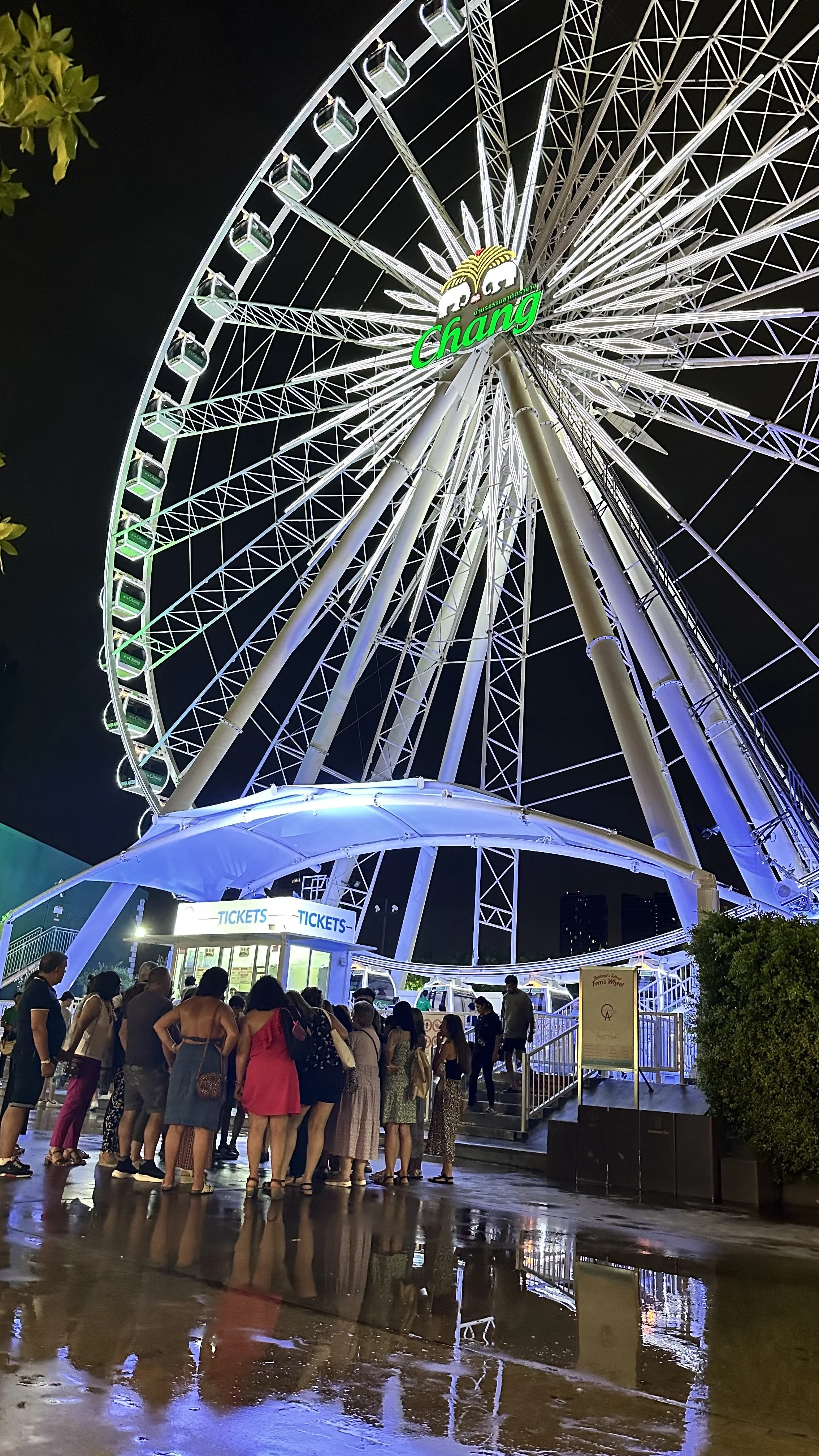 Asiatique The Riverfront