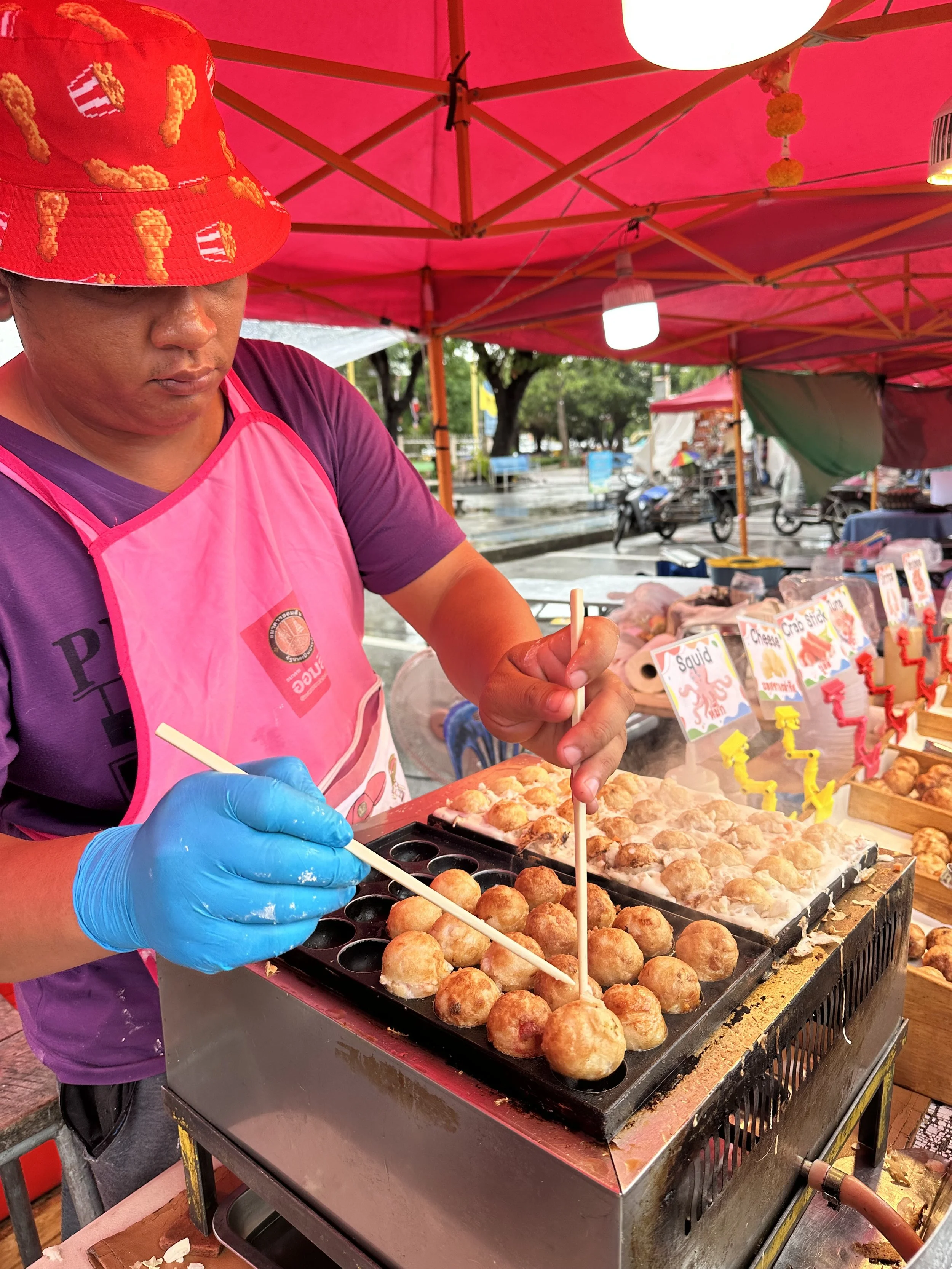 Vibrant weekend market by the pier. 