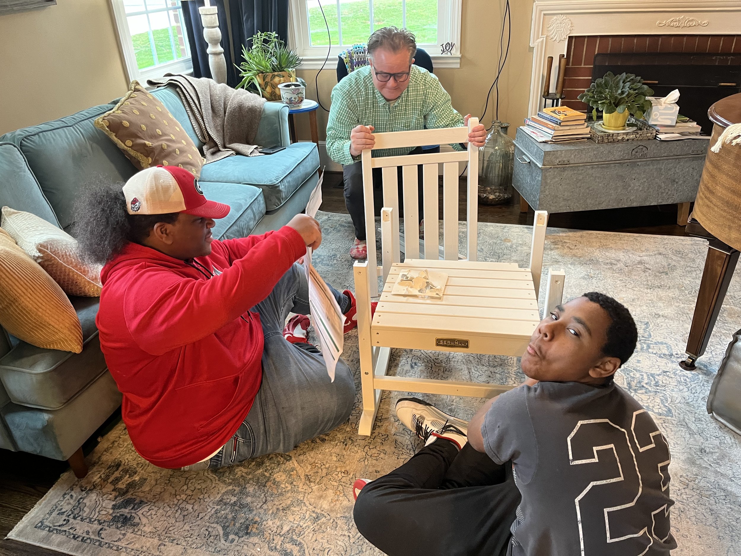Assembling ricking chairs 