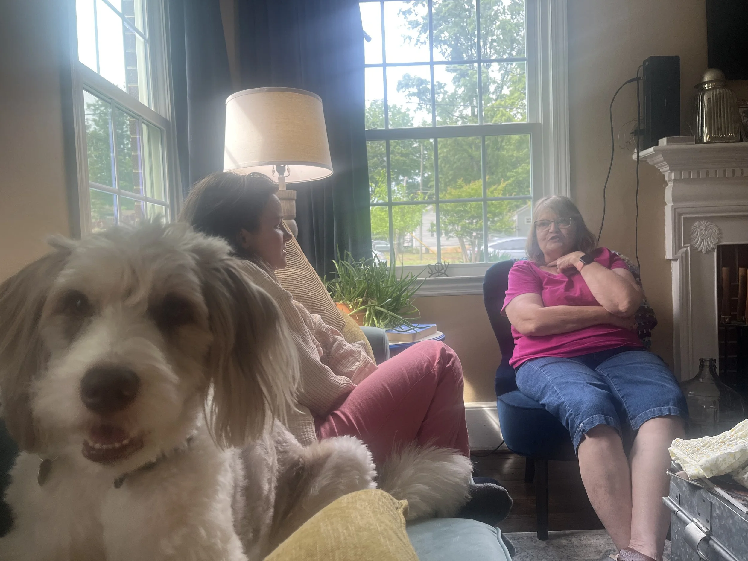 Emotional Support Animals vs. Service Animals: Understanding the Differences and Pet Fee Exemptions in Housing and Short-Term Rentals