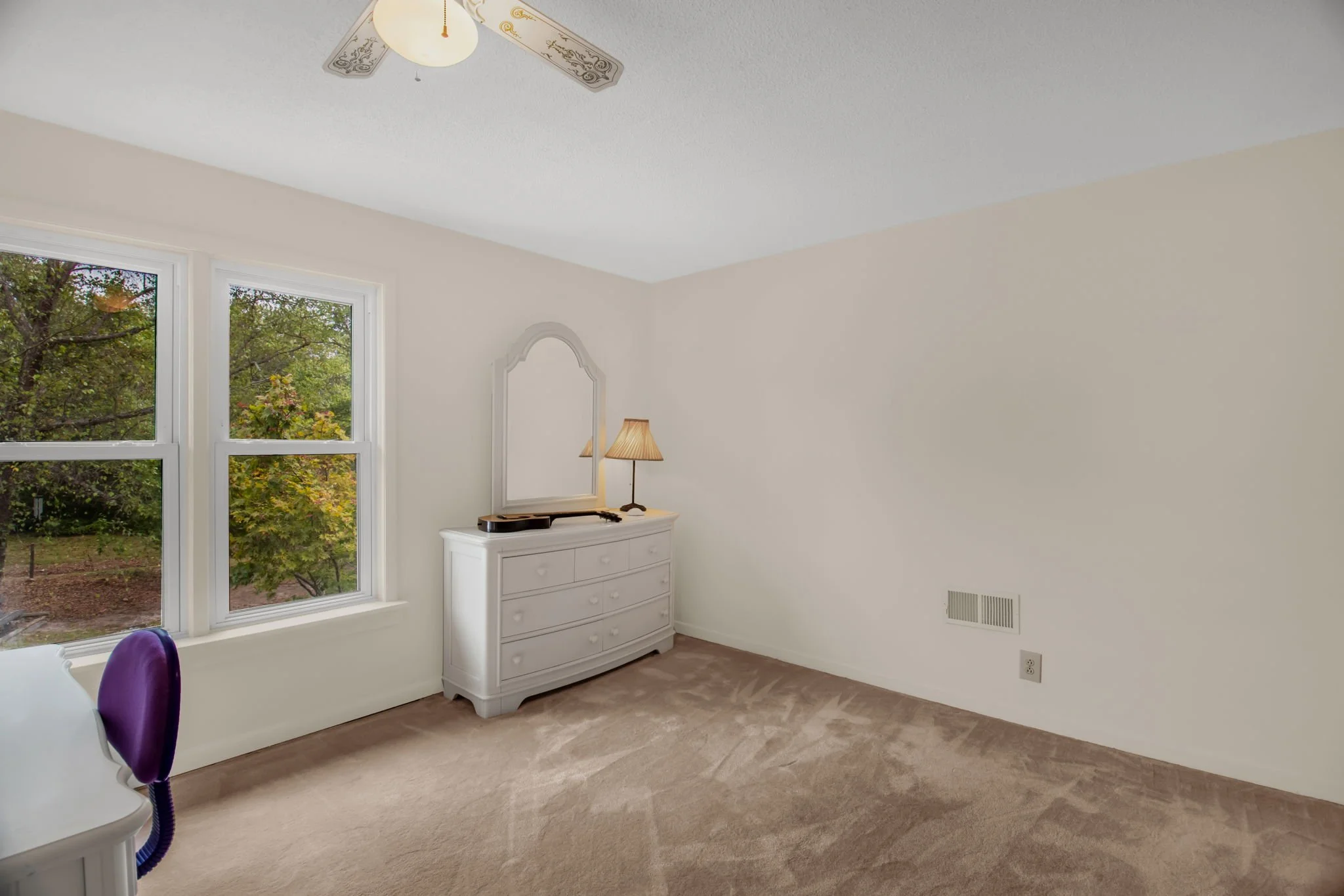 20-web-or-mls-8212 Brann Rd-20.jpg
