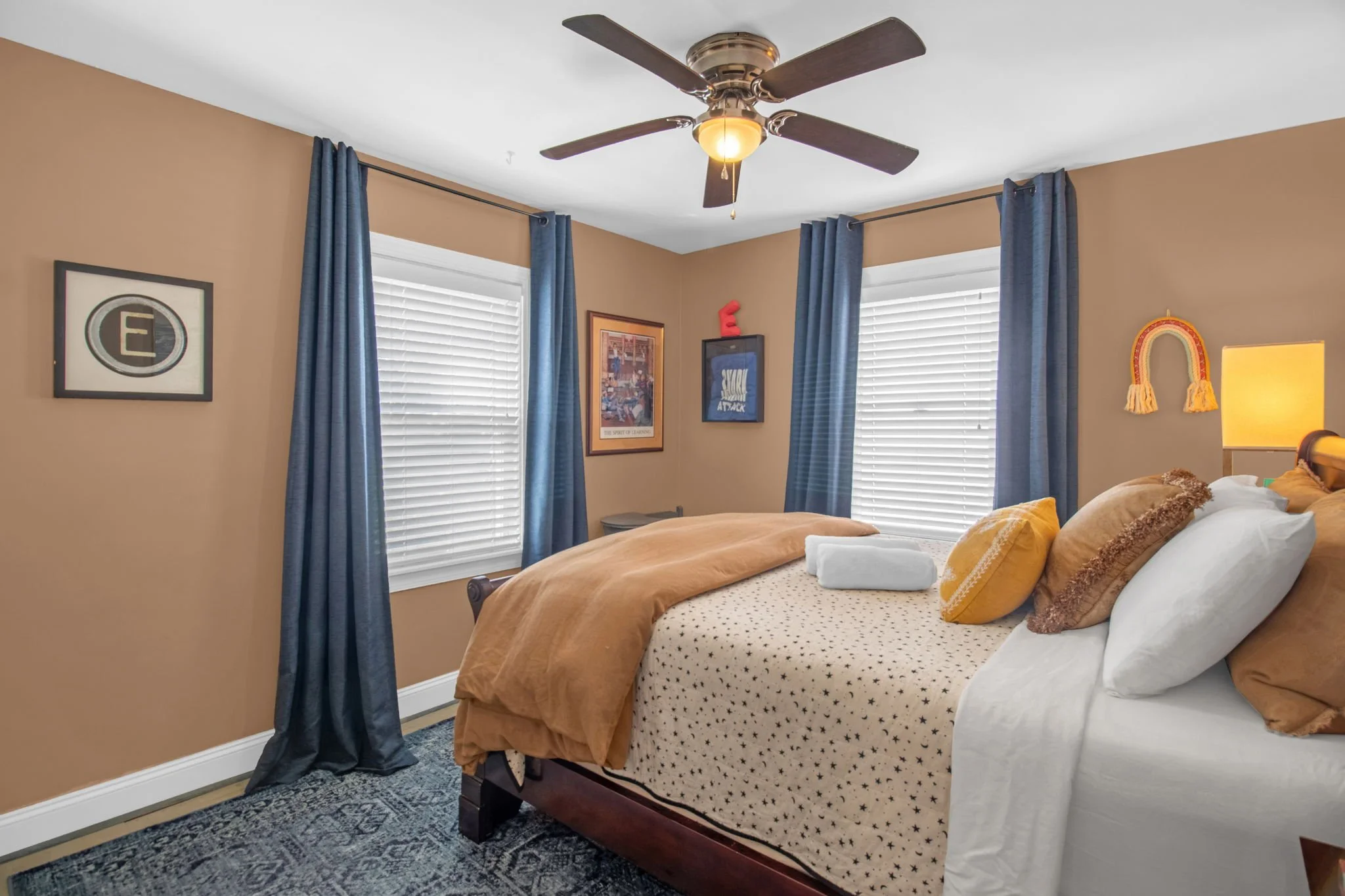 14-web-or-mls-903 W Wendover Ave-14 (2).jpg