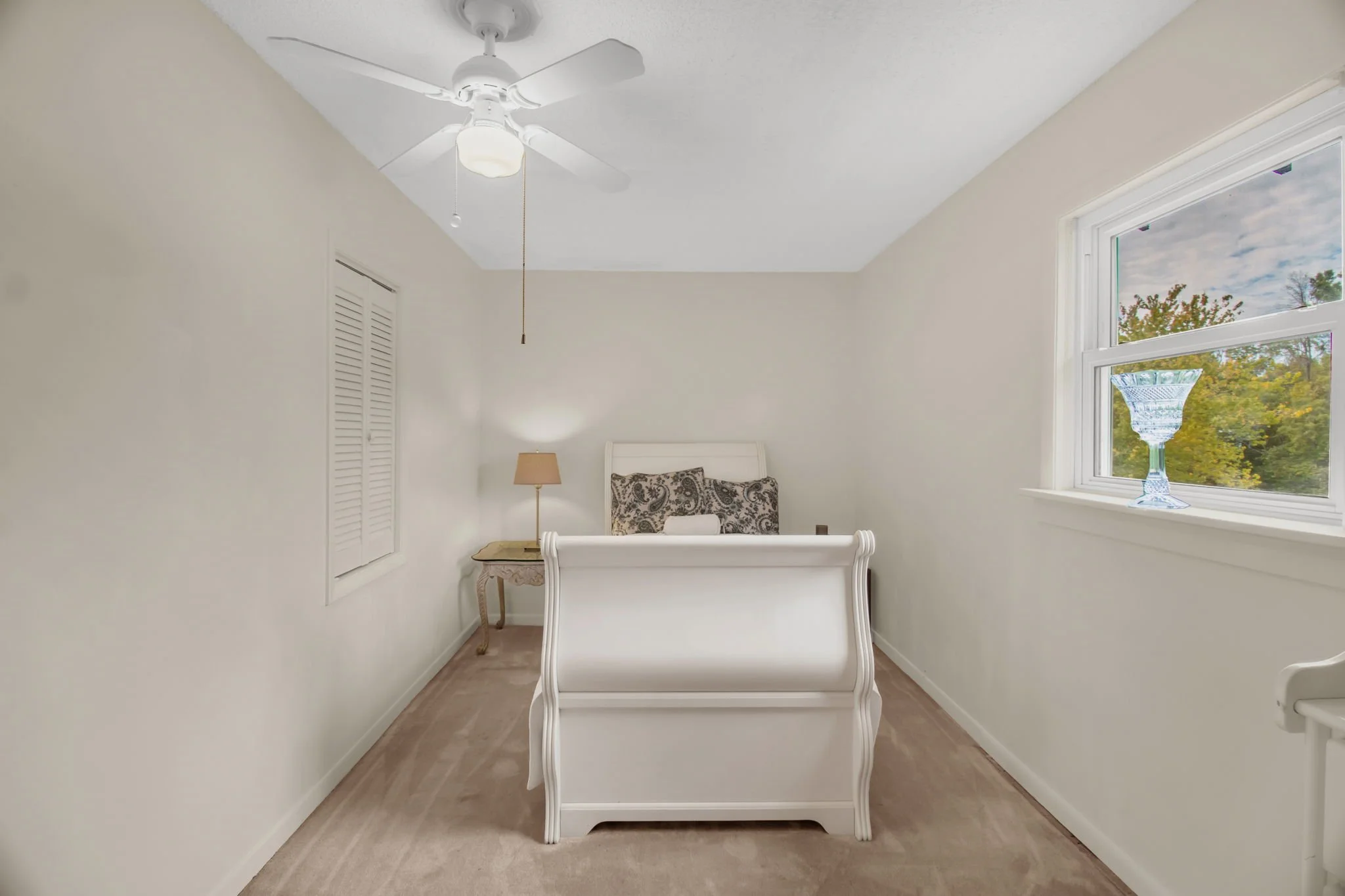 18-web-or-mls-8212 Brann Rd-18.jpg