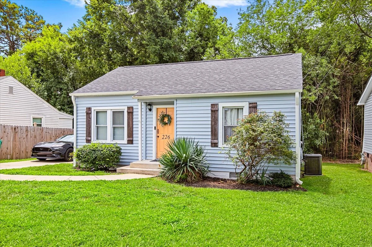 226 Friendly Ave High Point NC | Income Property with In Law Suite