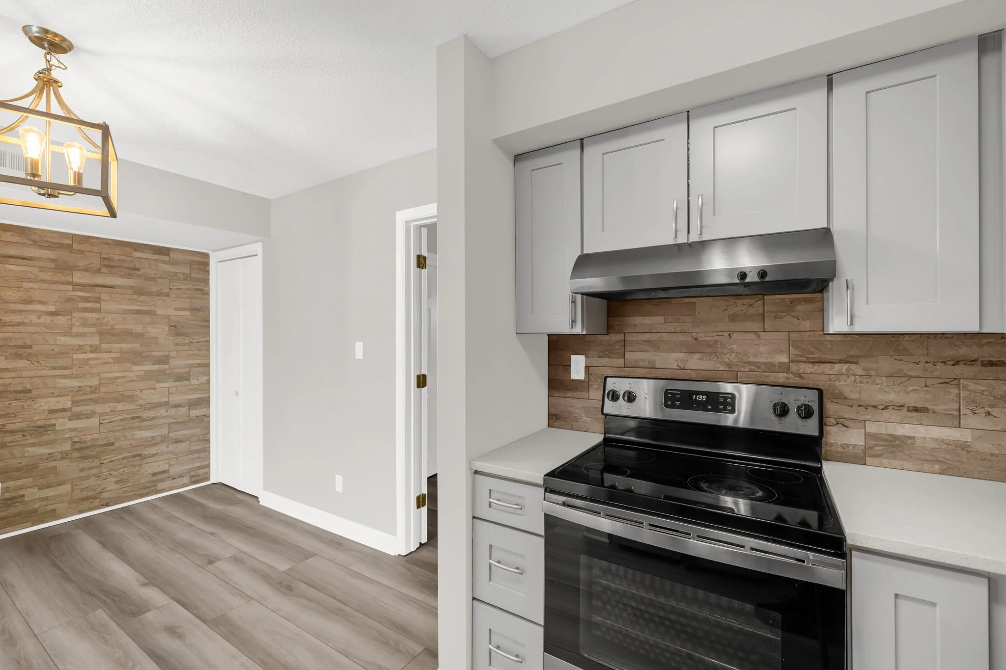 15-web-or-mls-100 Wafco Ln G-15.jpg