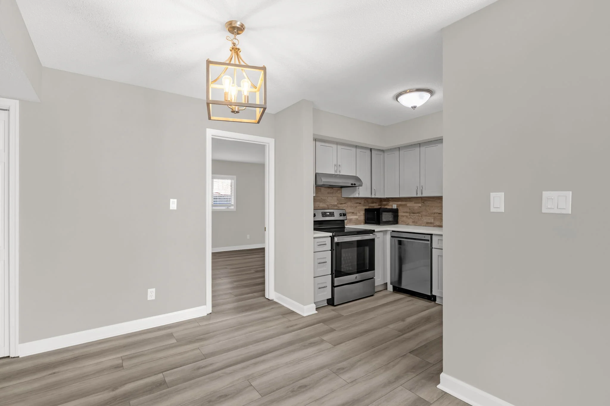 9-web-or-mls-100 Wafco Ln G-9.jpg