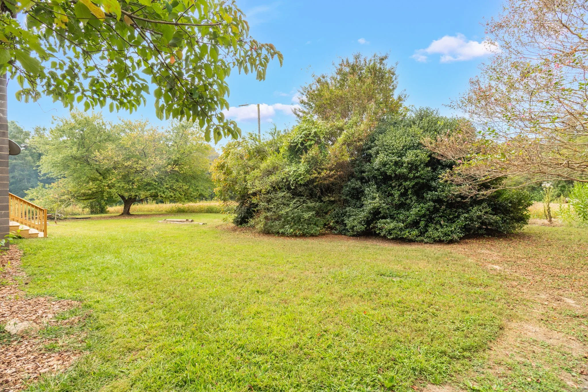 30-web-or-mls-8212 Brann Rd-30.jpg