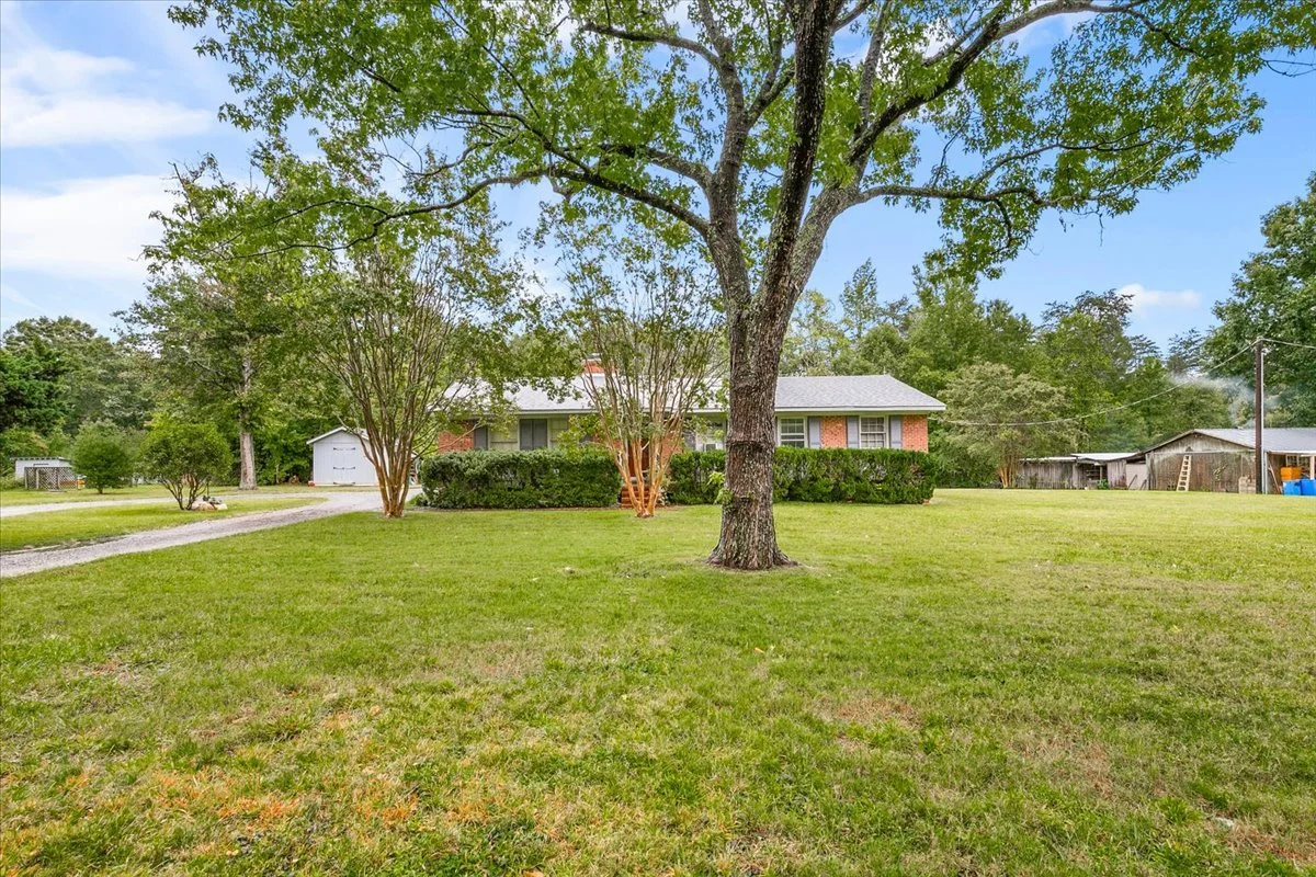 5822 Ruralview Road Gibsonville NC 27249