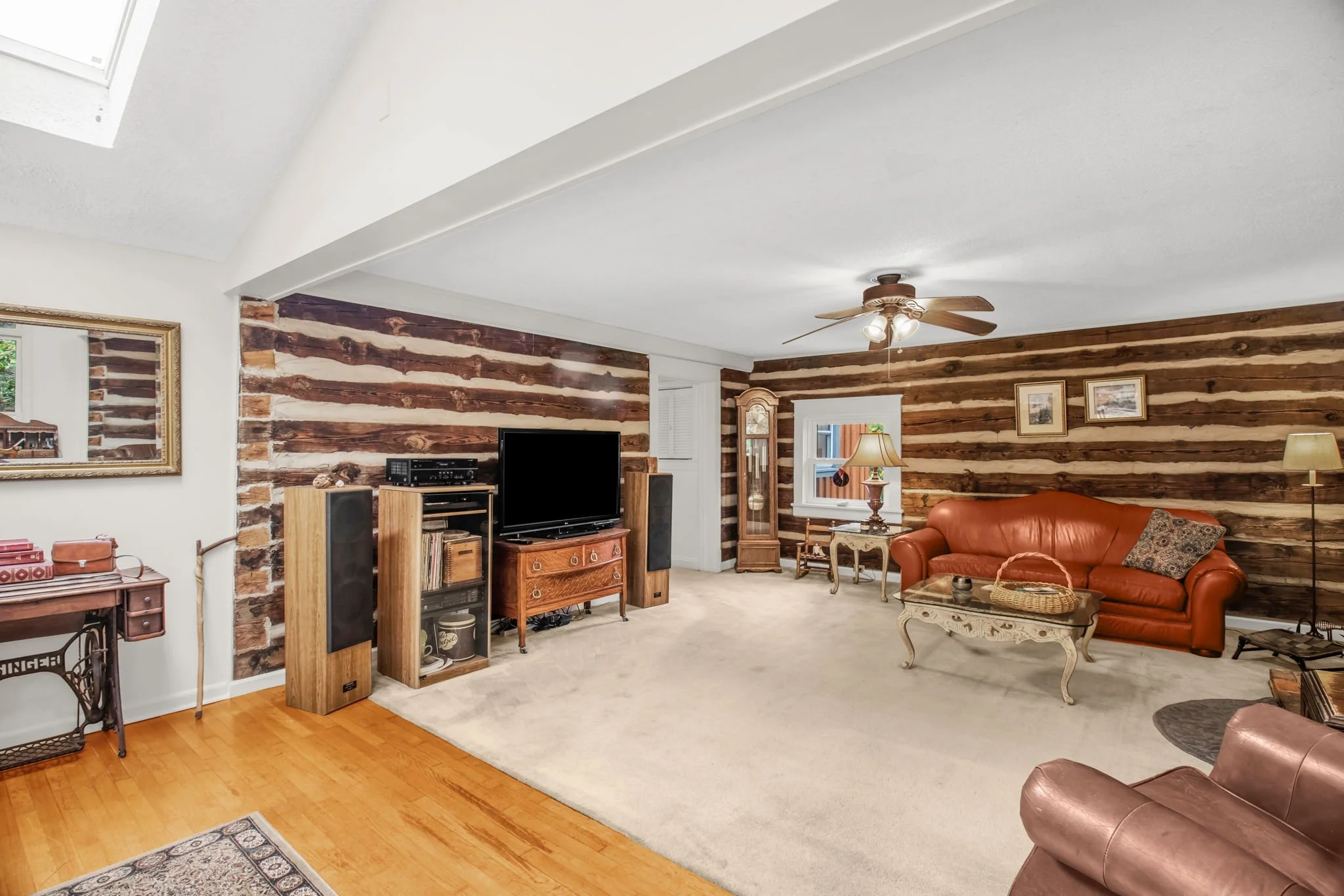 6-web-or-mls-8212 Brann Rd-6.jpg